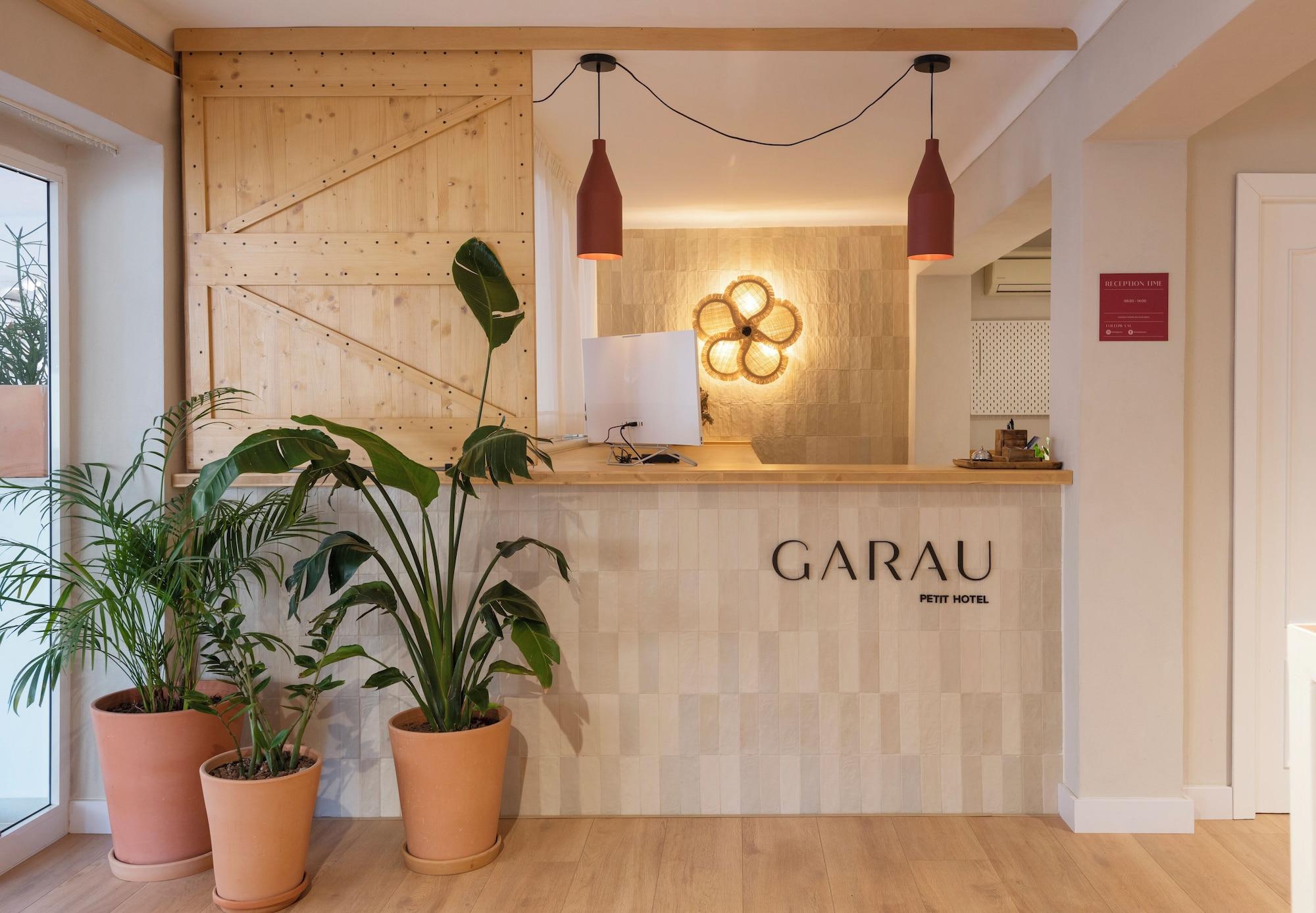 Varios Garau Petit Hotel