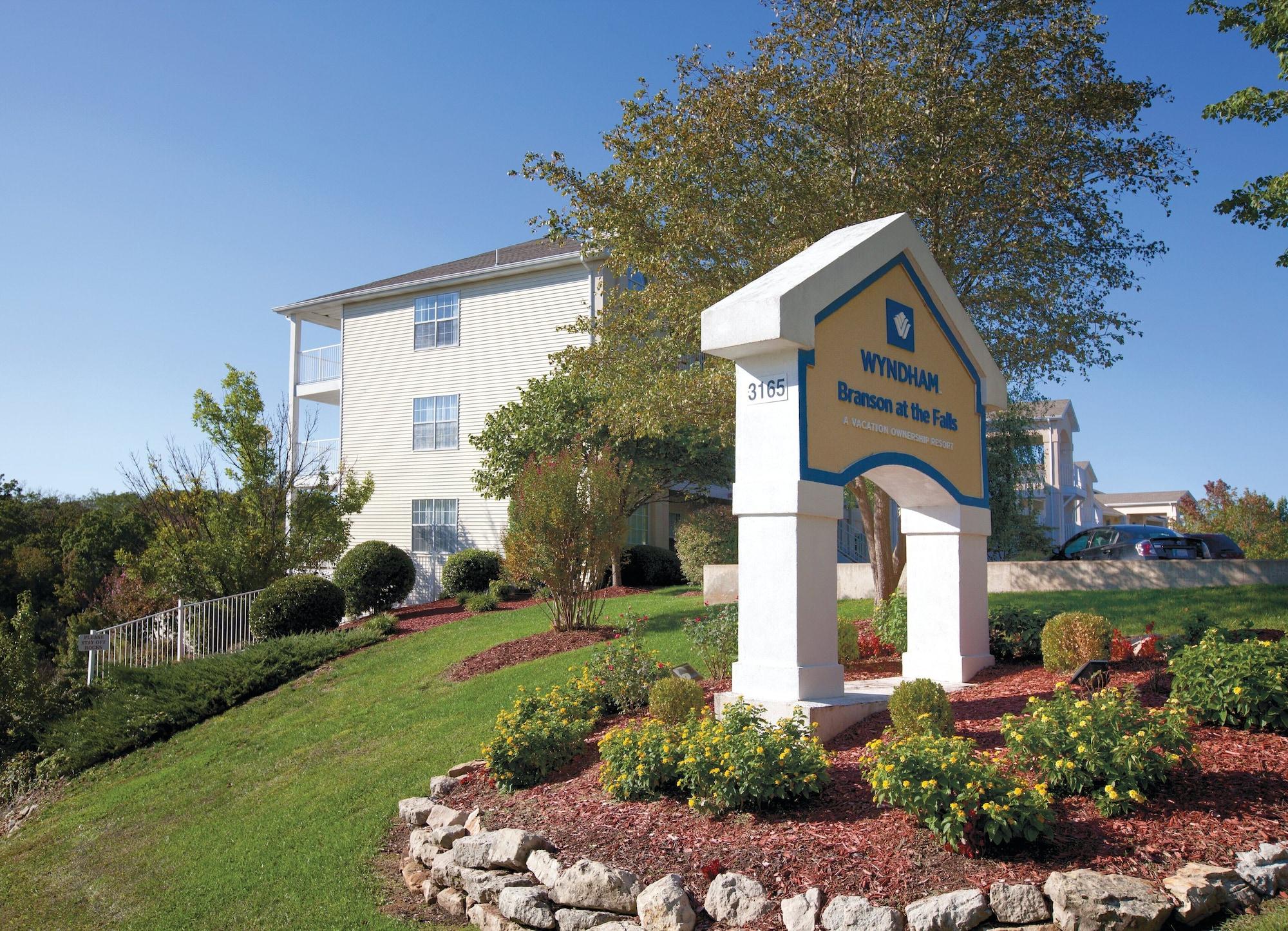 Vista Exterior Club Wyndham Branson at The Falls