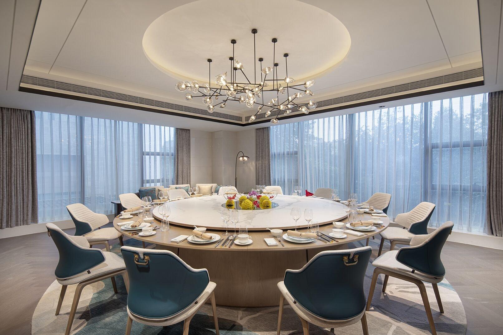 Restaurant Crowne Plaza Shanghai Jinxiu by IHG