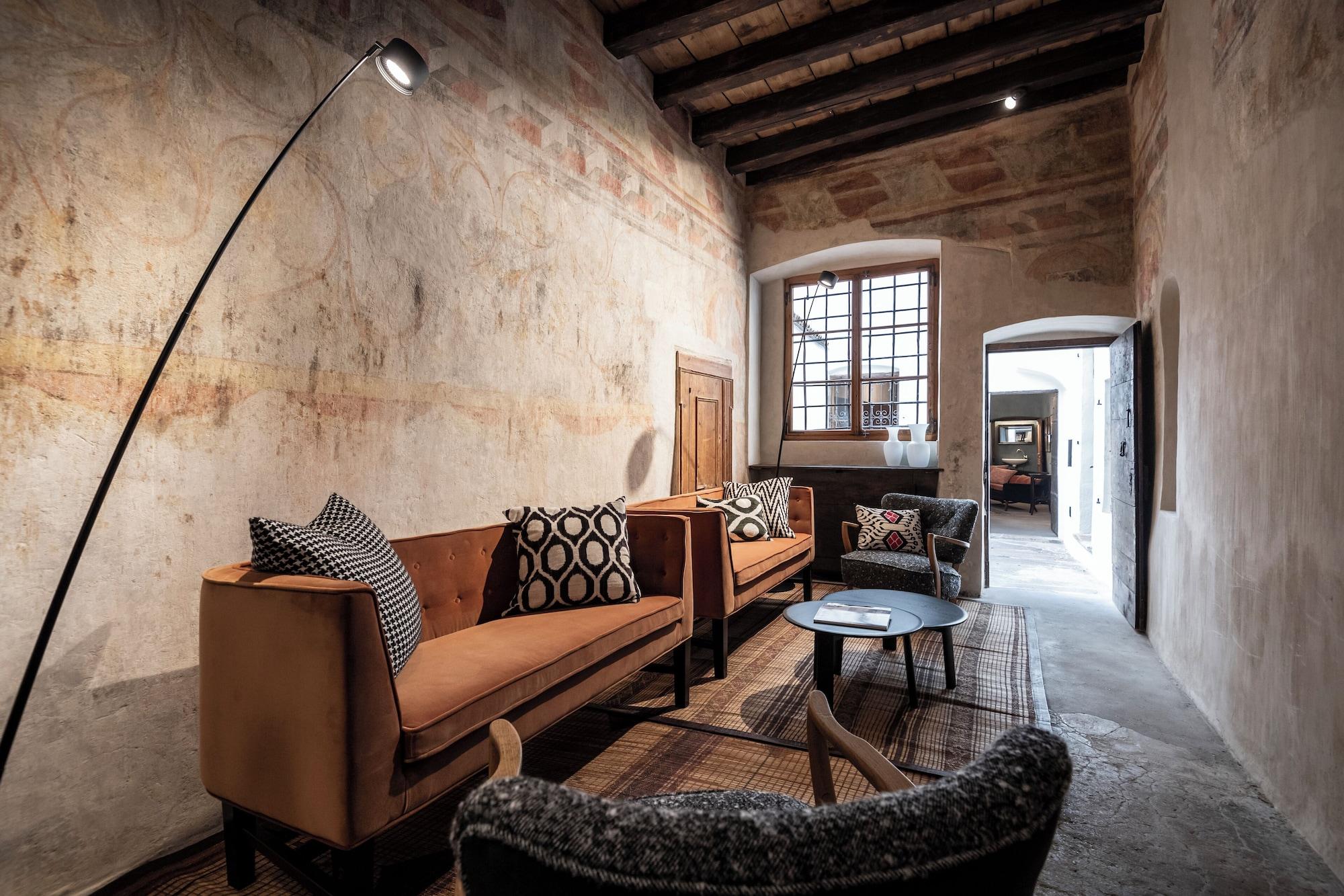 Vista Lobby Goldenstern Townhouse