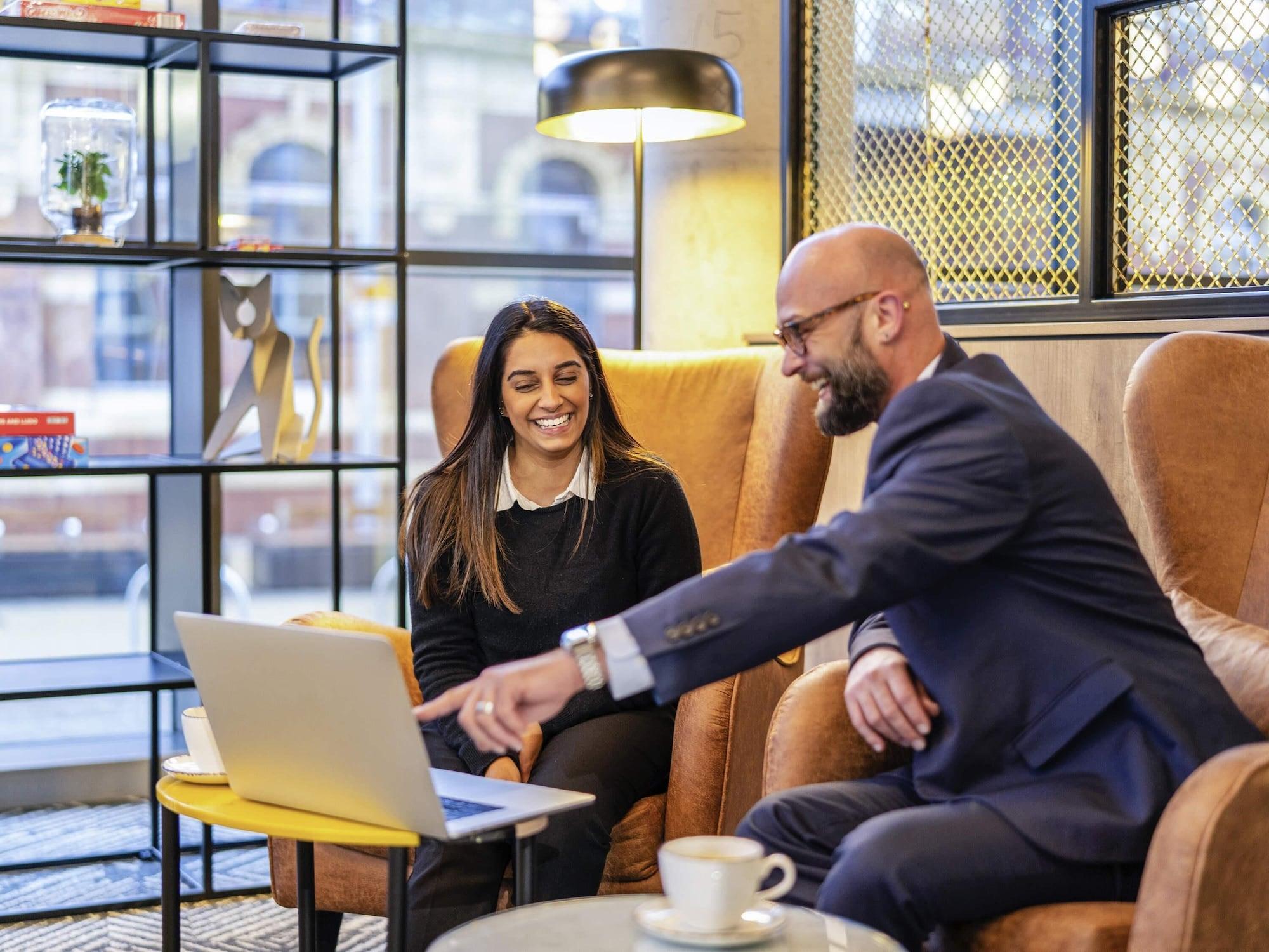 Vista Exterior Aparthotel Adagio Leicester