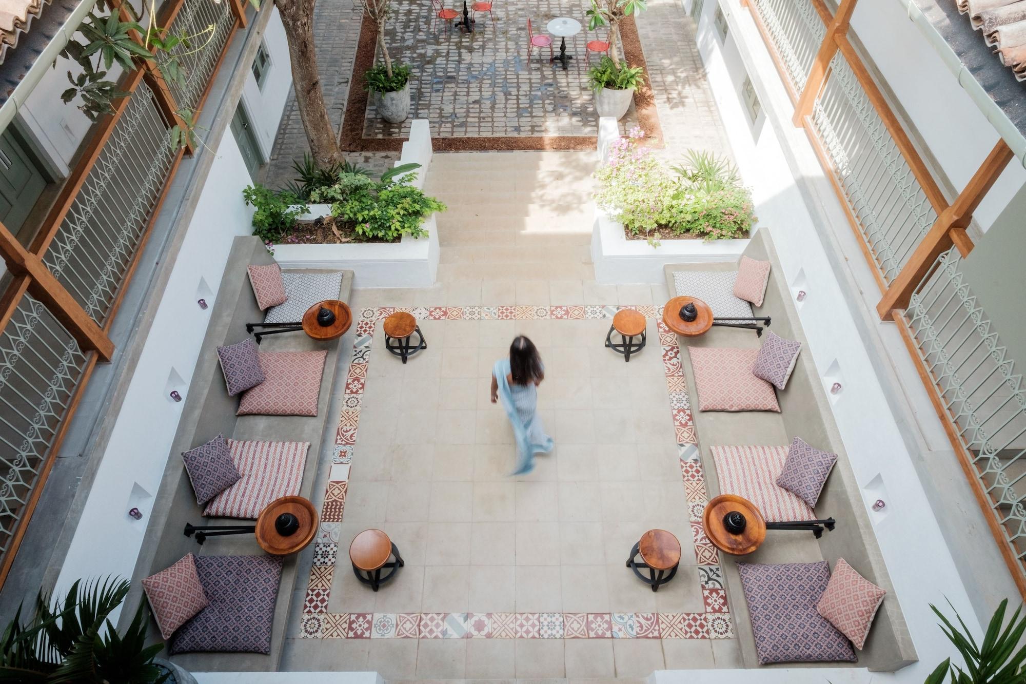 Vista Exterior Fort Bazaar