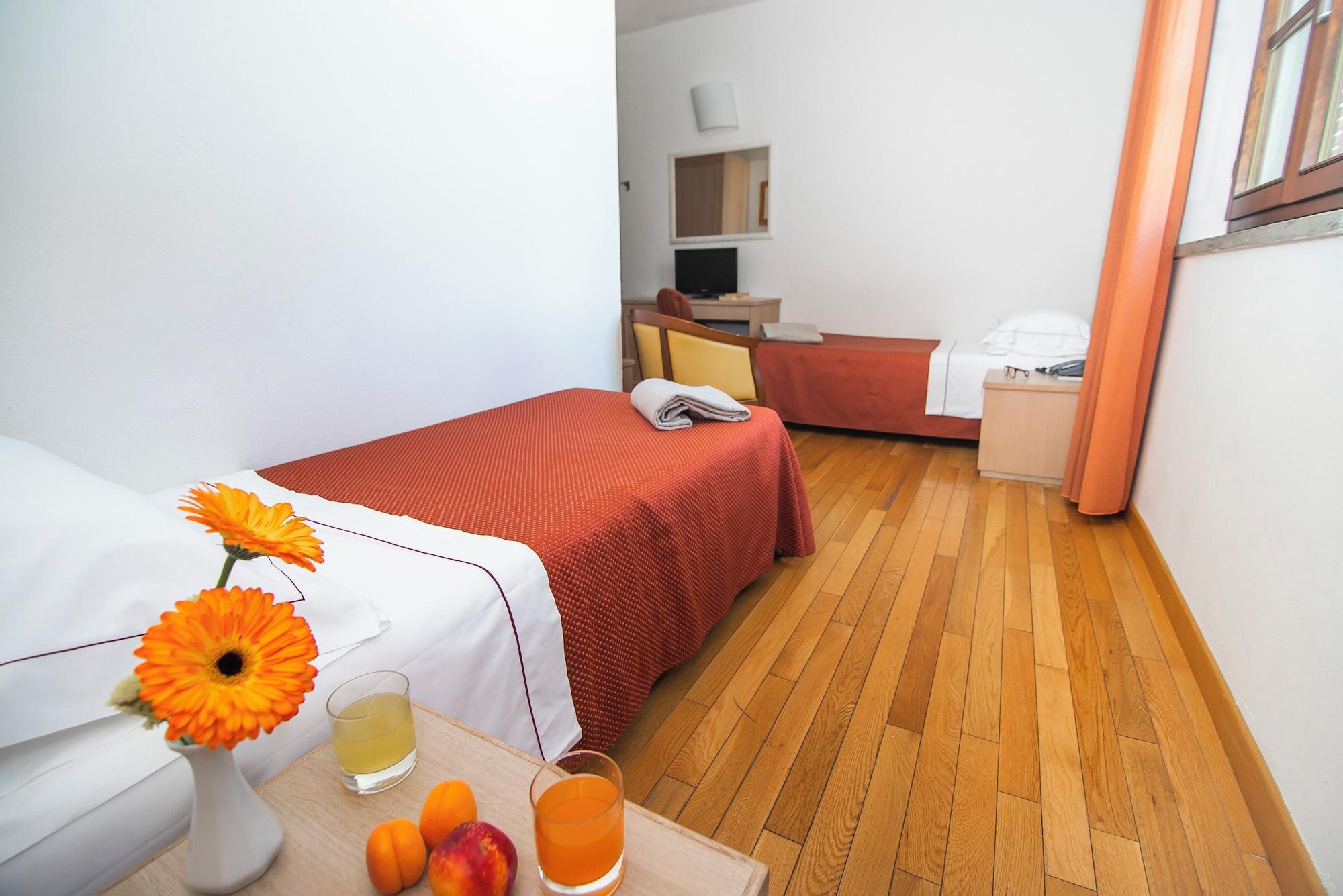 Habitación Hotel La Colonna