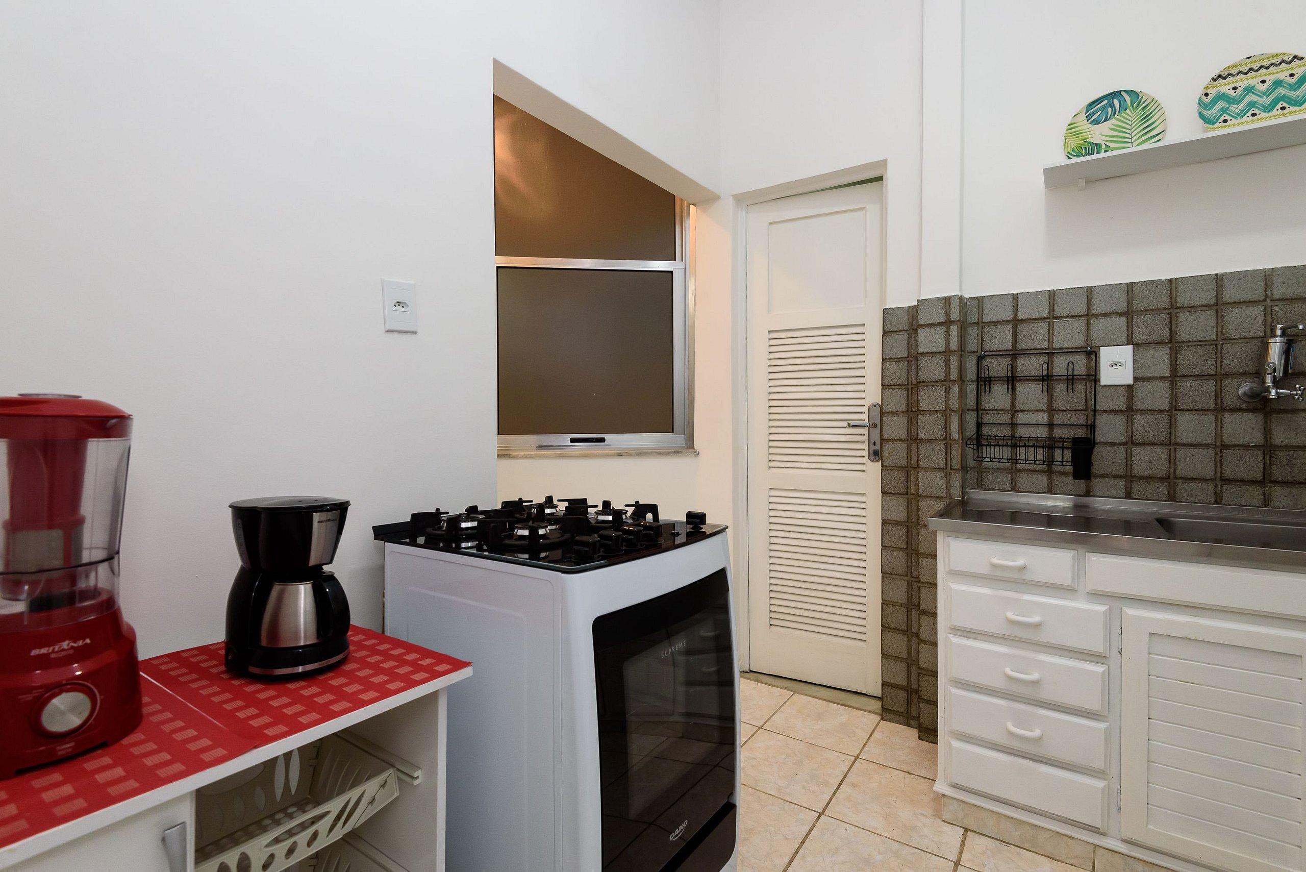 Cocina Apartamento a 300m da Praia de Ipanema | VP318/404
