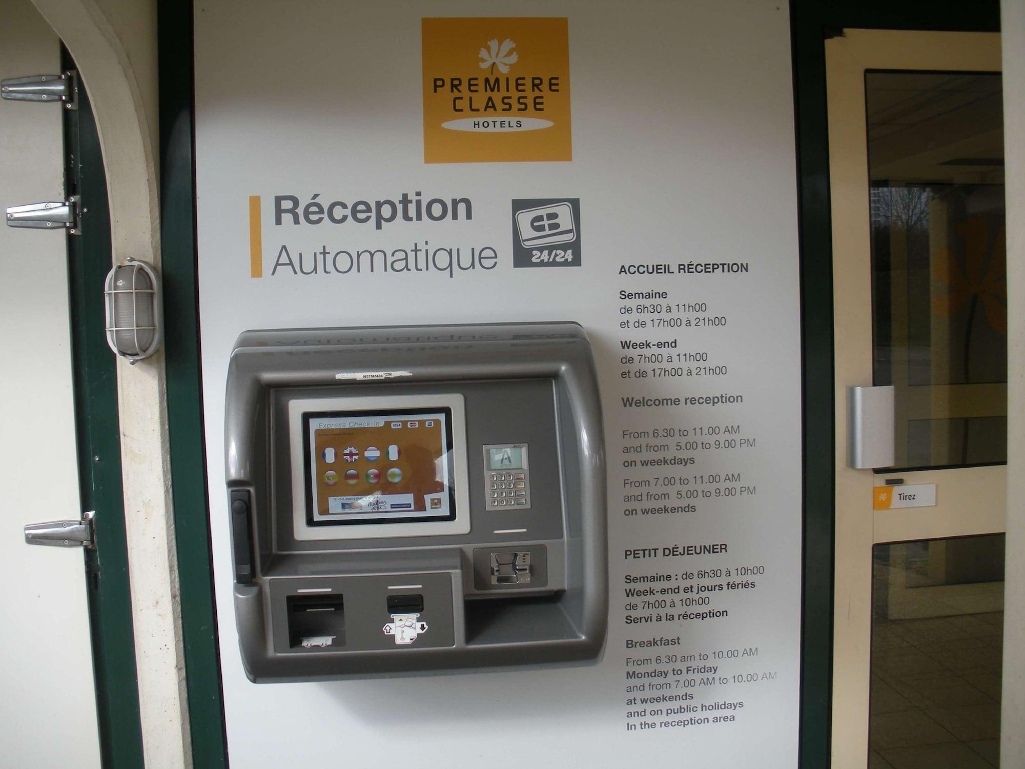 Vista Exterior Premiere Classe Dreux