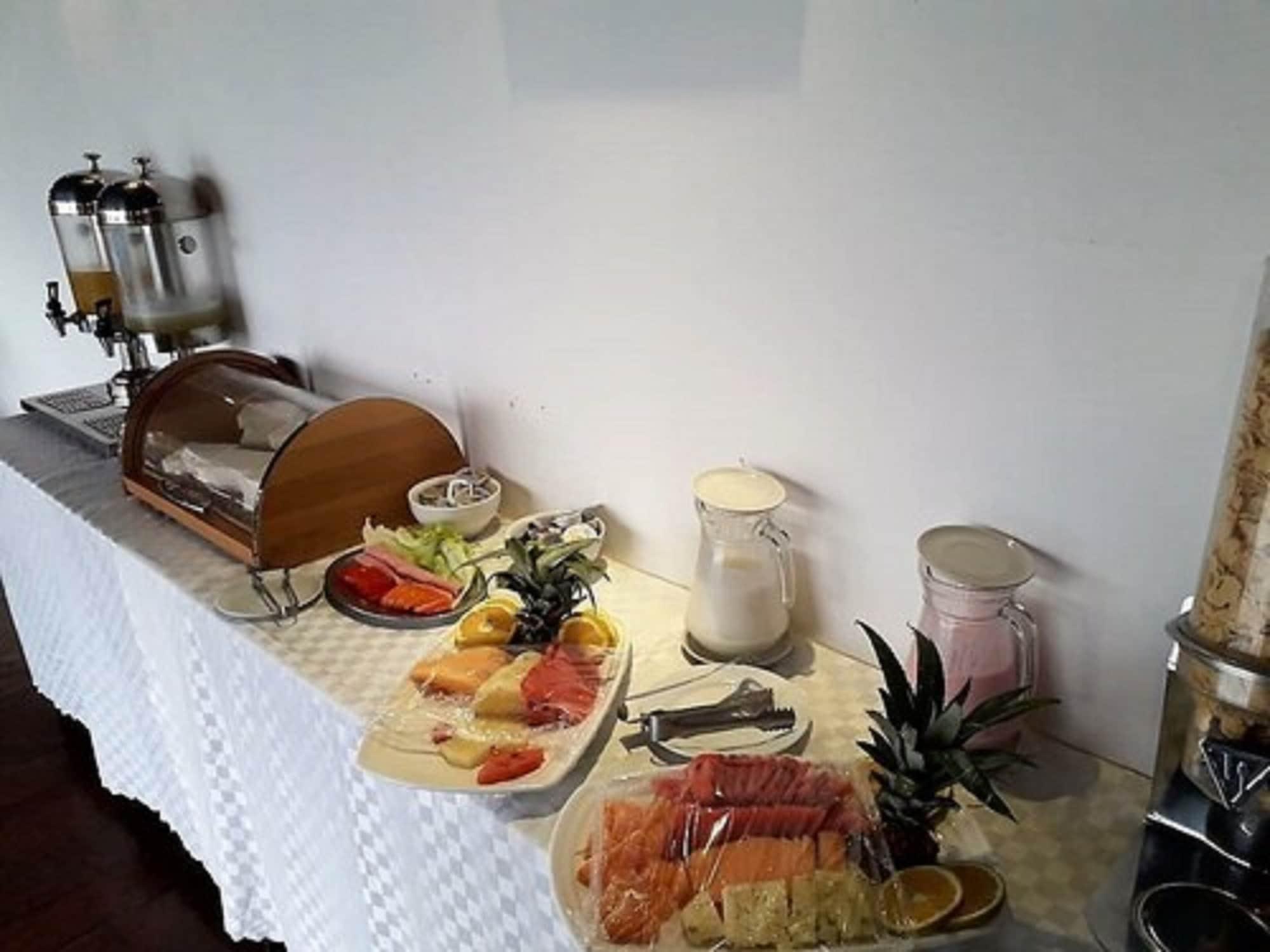 Restaurant Apart Hotel El Doral