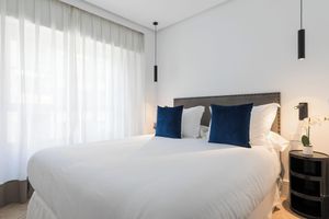 Alojamiento - Feelathome Waldorf Suites Apartments