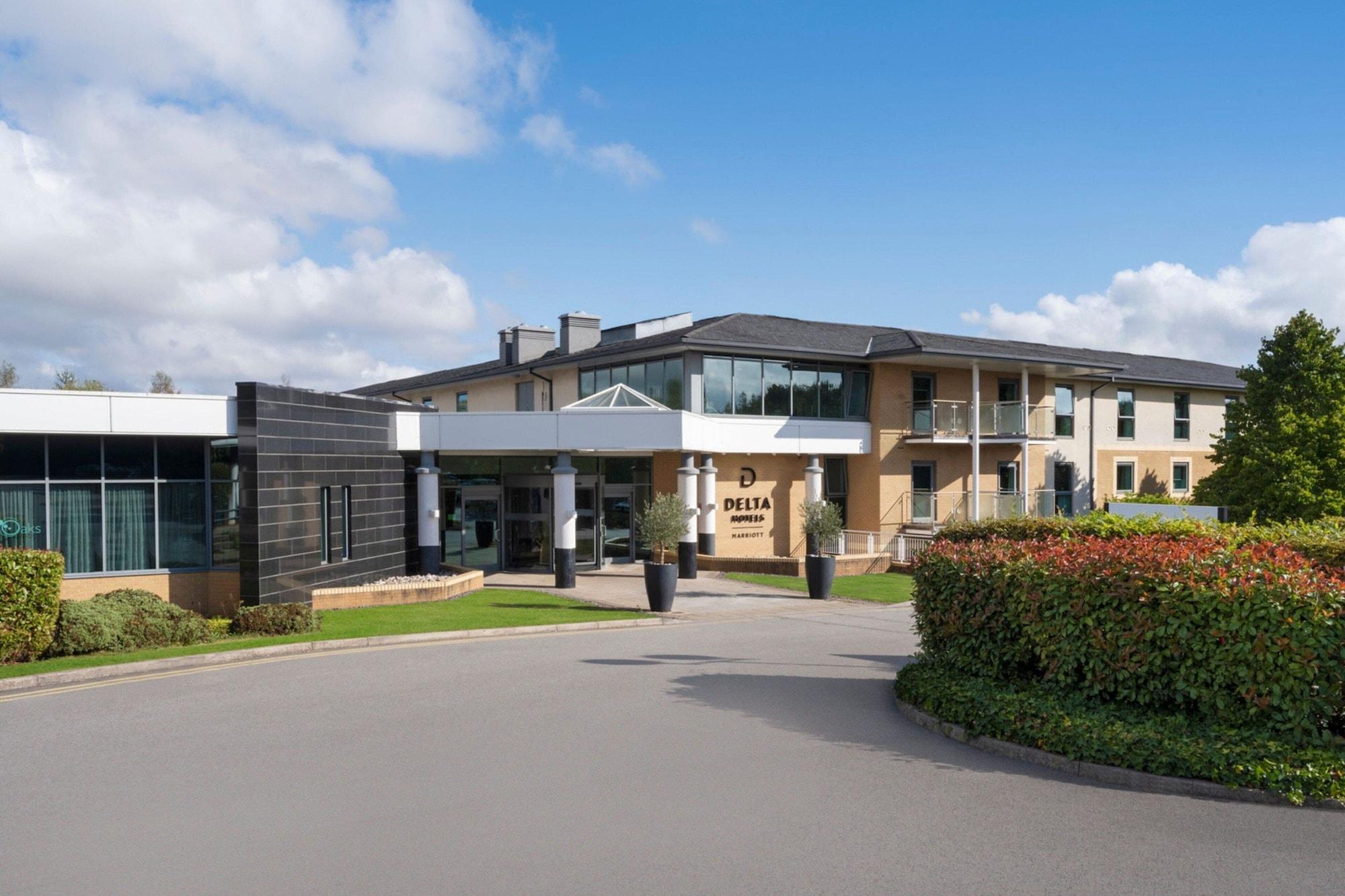 Vista Exterior Delta Hotels by Marriott Nottingham Belfry