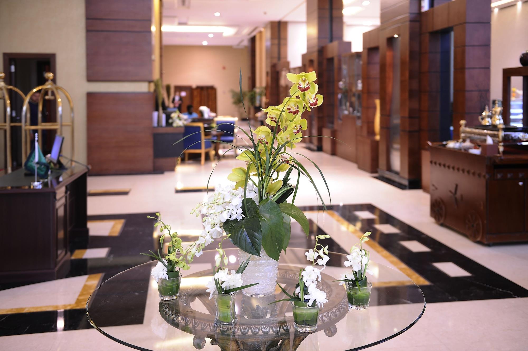 Vista Lobby Al Hamra Palace By Warwick