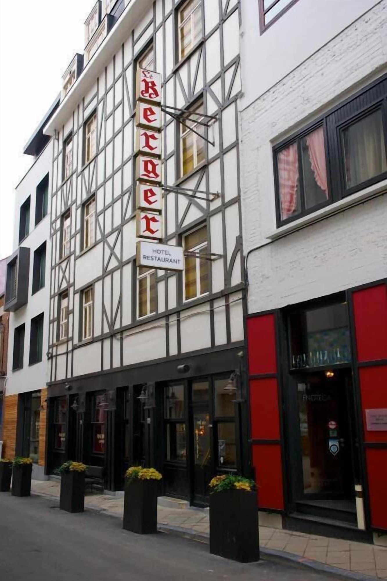 Vista Exterior Latroupe Hotel Le Berger.