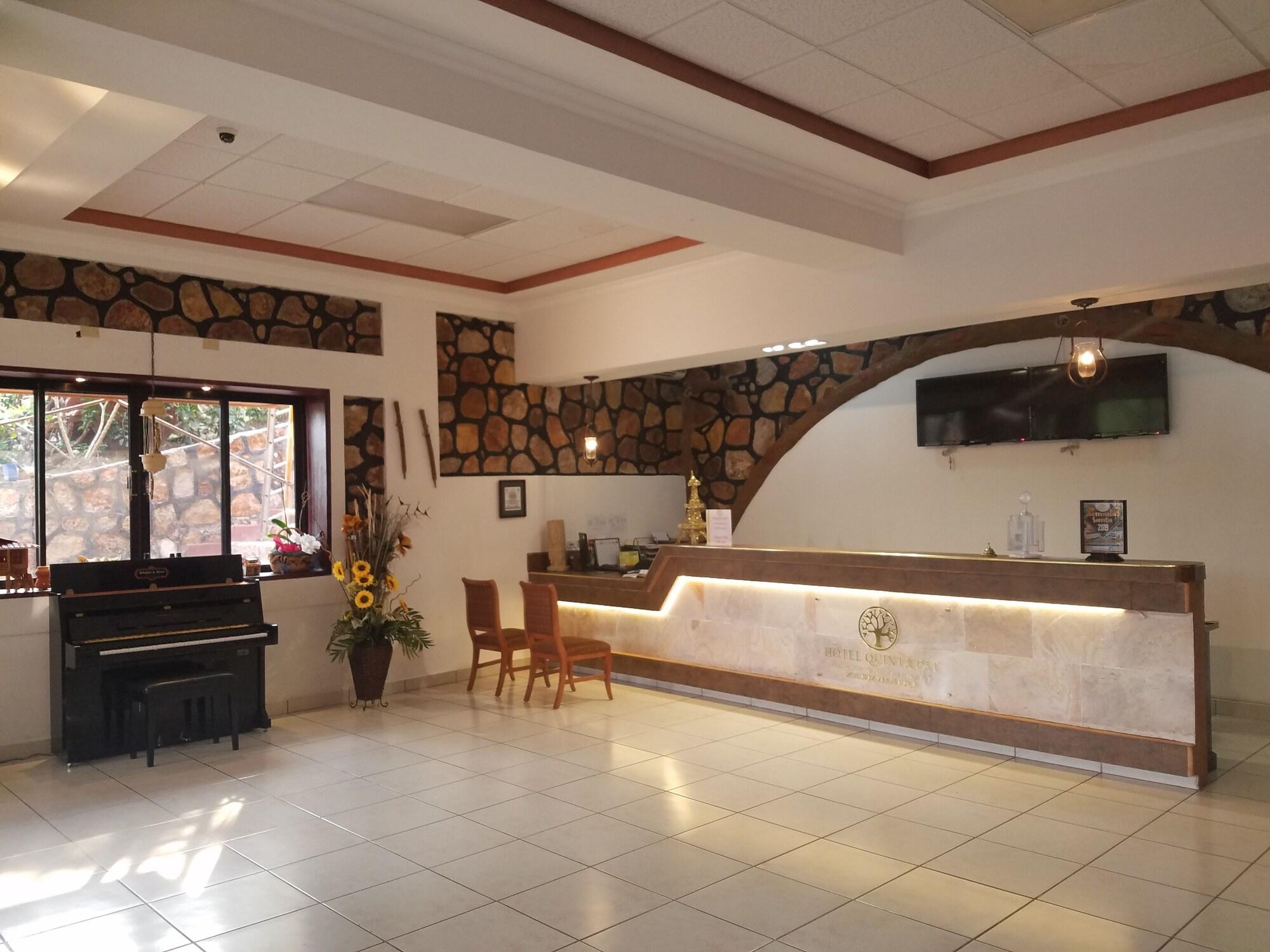 Varios Hotel Club Quinta Pat Resort & Restaurant