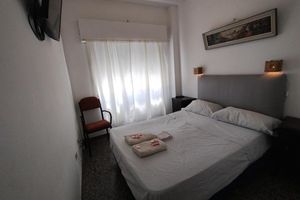 Alojamiento - Hotel eden