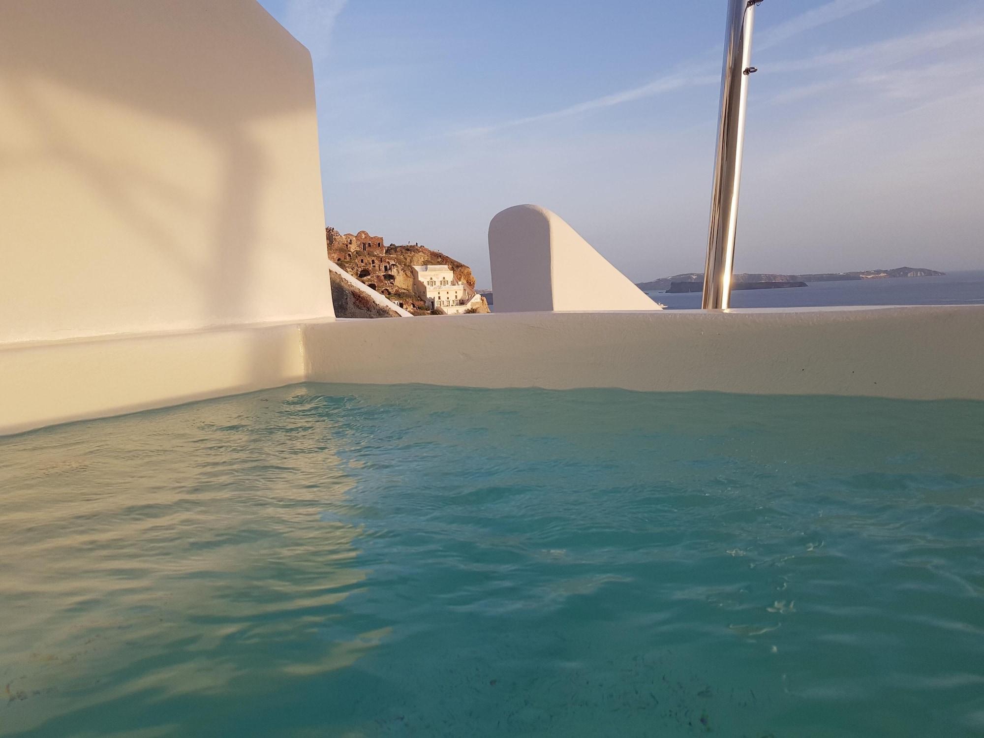 Playa Marizan Caves & Villas