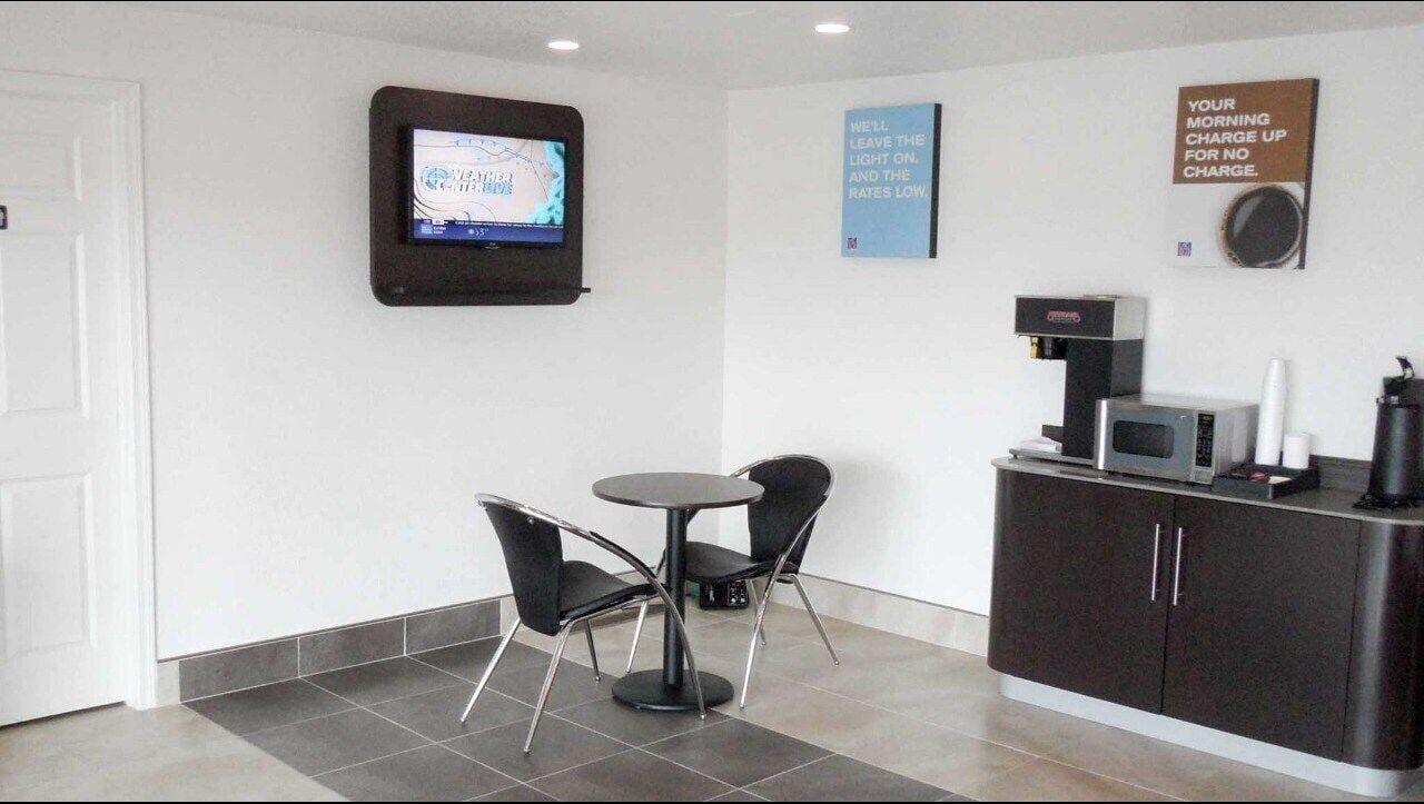 Restaurant Motel 6 North Ridgeville, OH - Cleveland Intl Airport - N Ridgeville