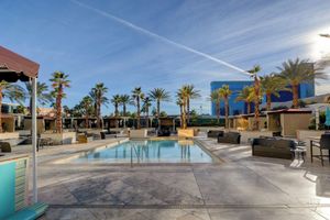 Alojamiento - The Deuce's Wild at Signature Hotel