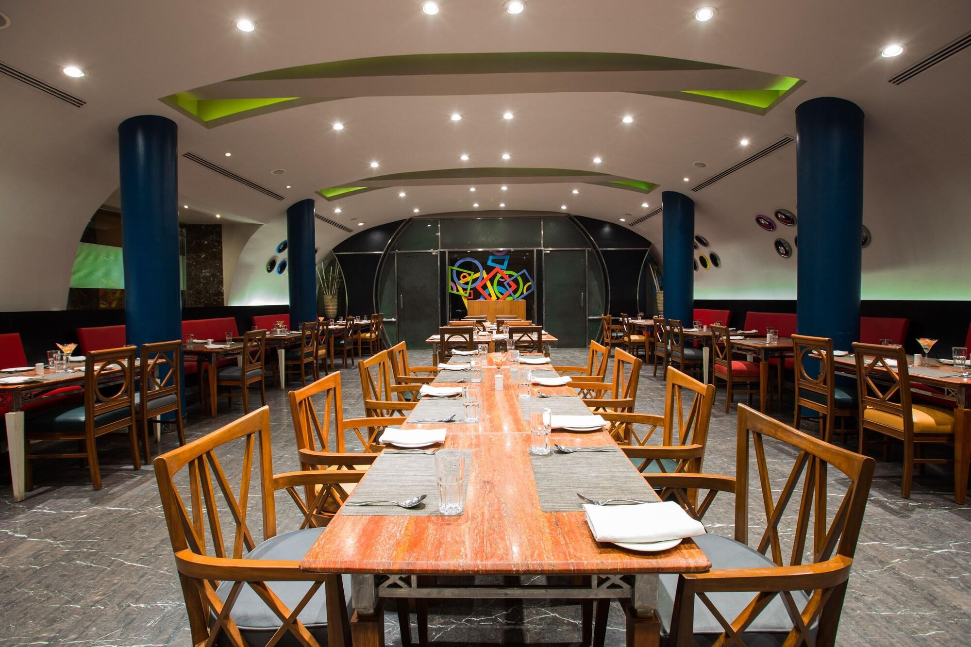 Restaurant Residency club