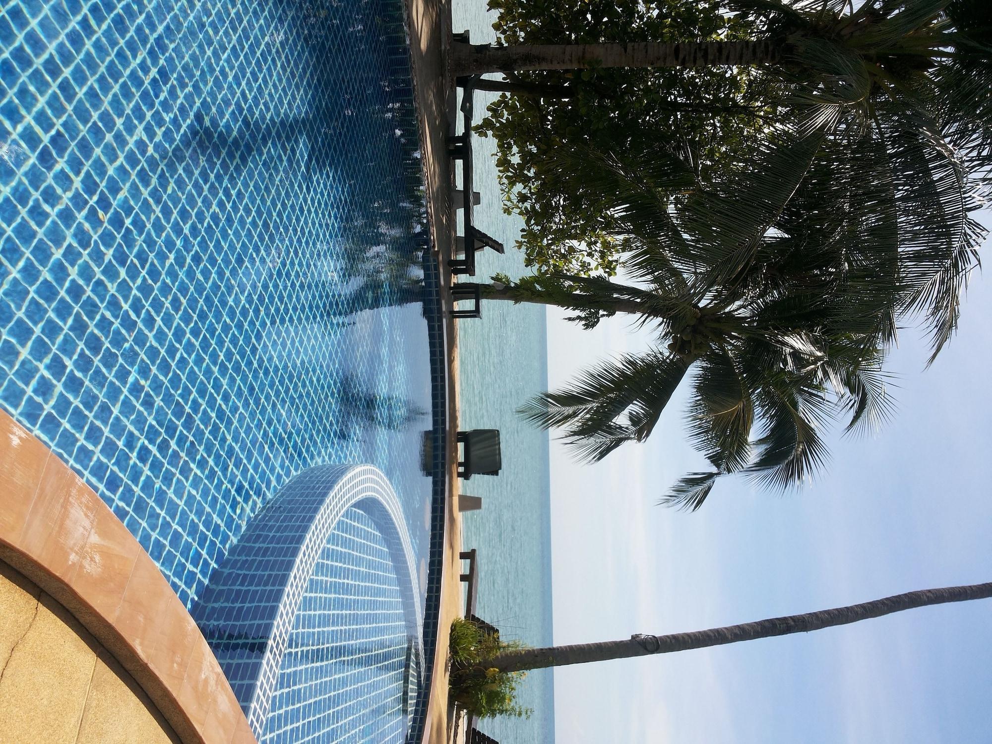Vista Piscina Grand Manita Beach Resort