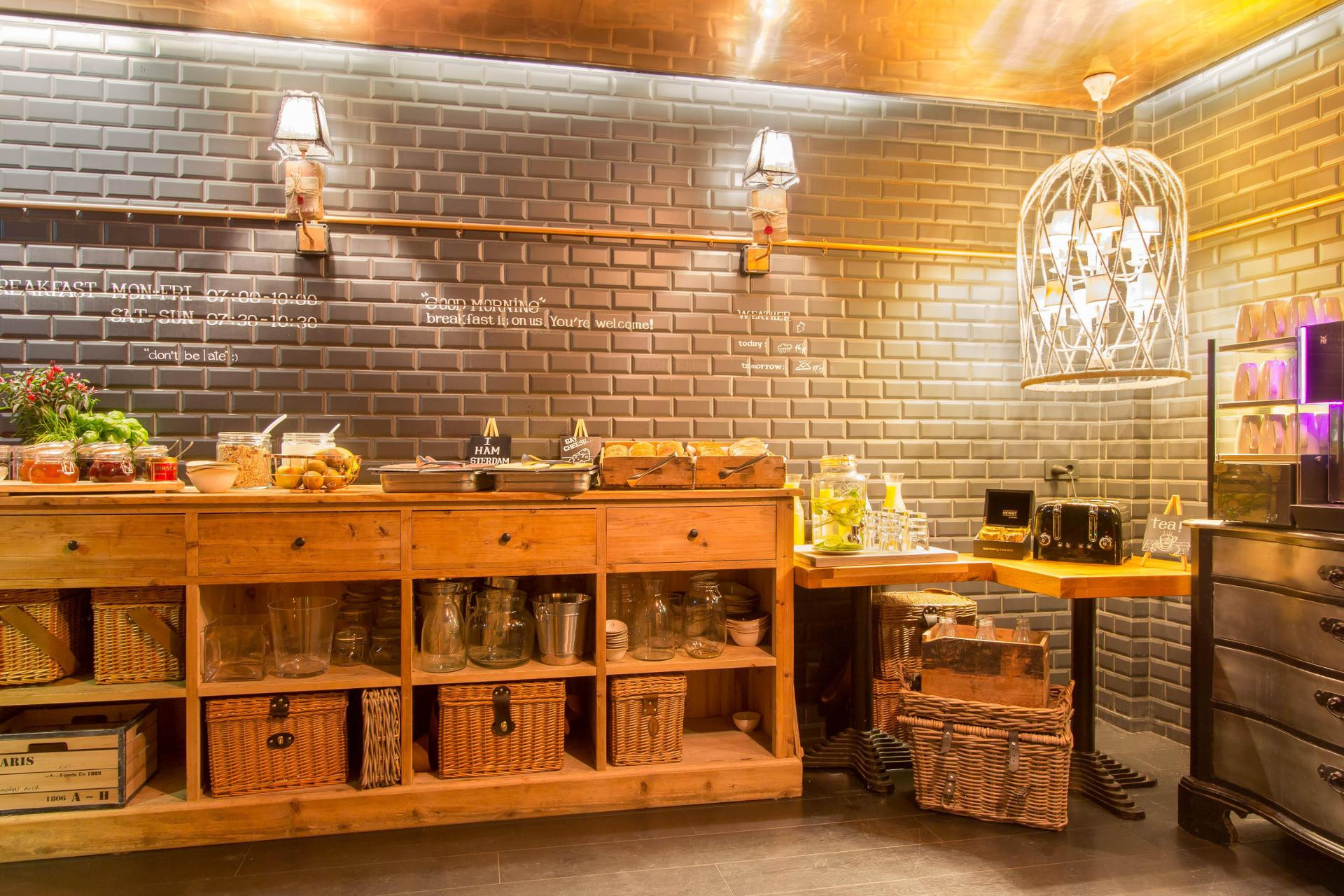 Vista Lobby Max Brown Hotel Canal District, part of Sircle Collection