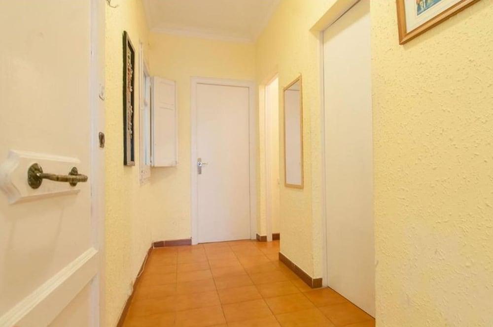 Varios Room-private Room With 200m2 Sunny Terra
