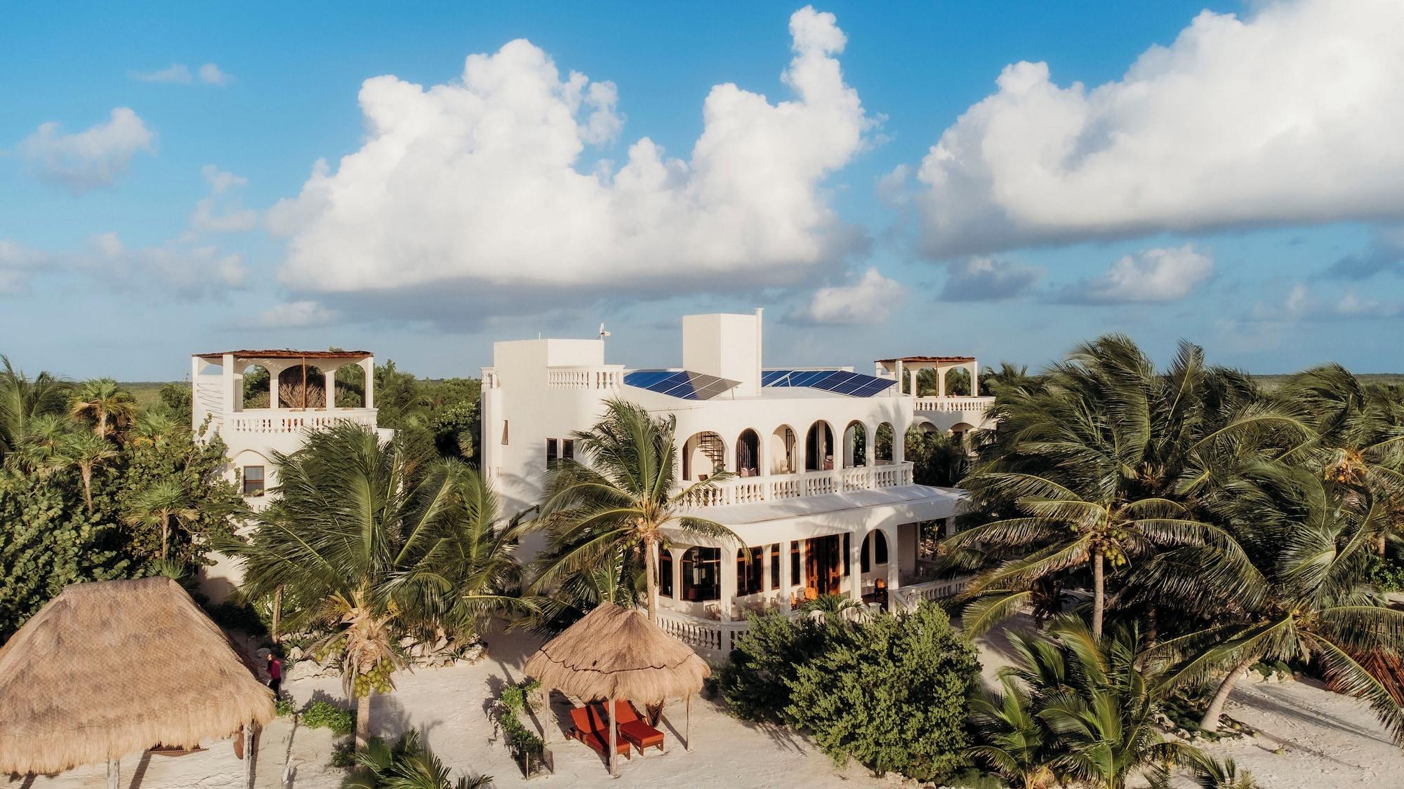 Vista Exterior Mahai Retreat