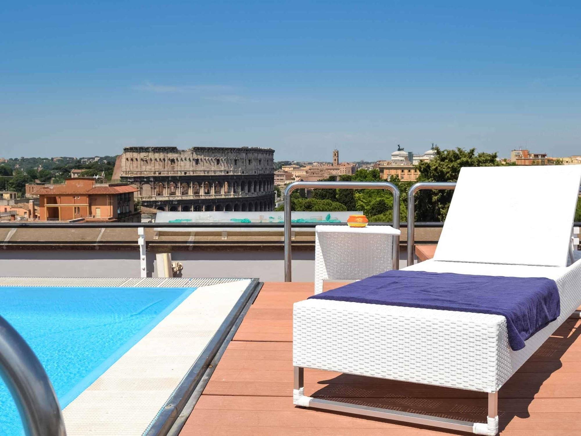 Vista Exterior Mercure Roma Centro Colosseo