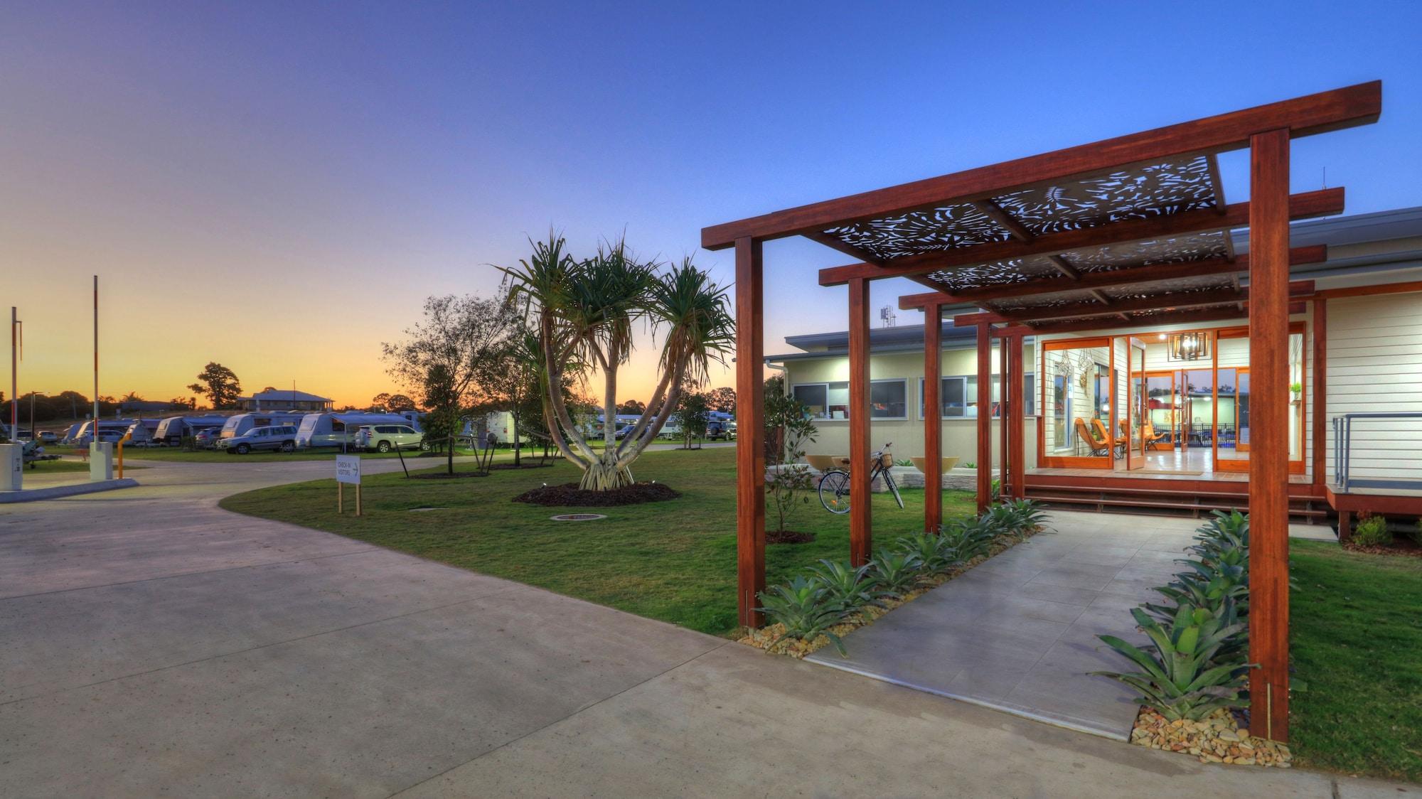 Vista Exterior Ingenia Holidays Rivershore