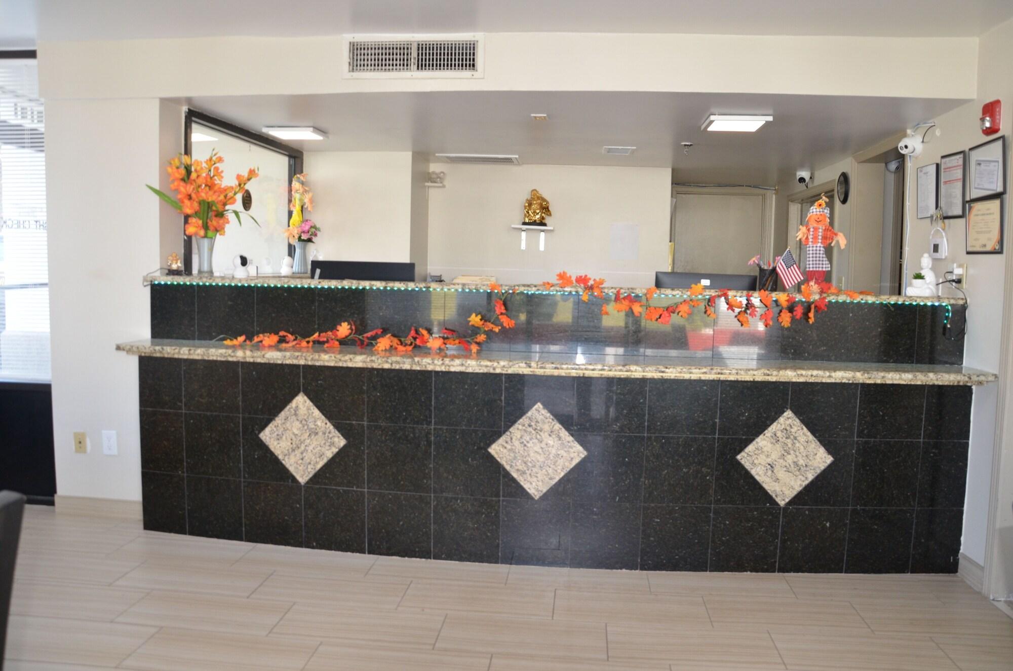 Vista Lobby My Home & Suites Covington