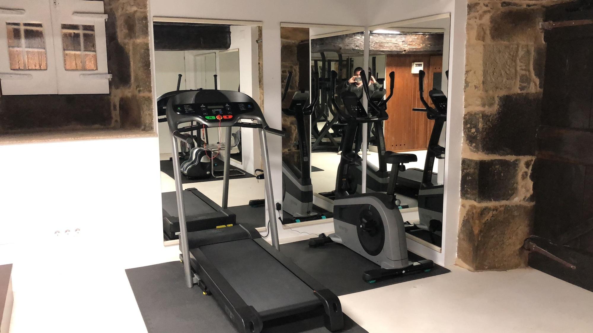 Gimnasio Pazo de Laia - Adults Only