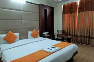 Alojamiento - Roomshala Hotel J JOy