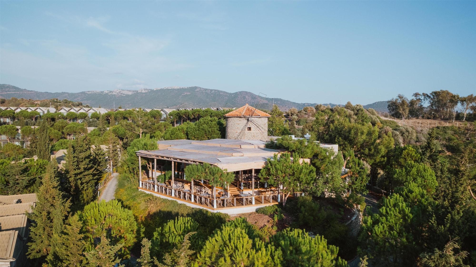 Vista Exterior Club Marvy