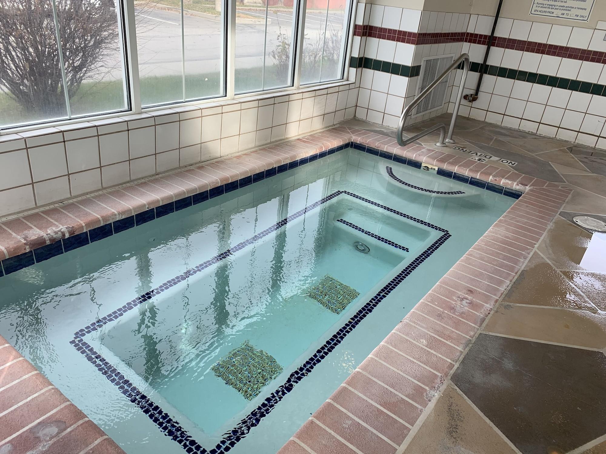 Spa Country Inn & Suites by Radisson, West Valley City, UT