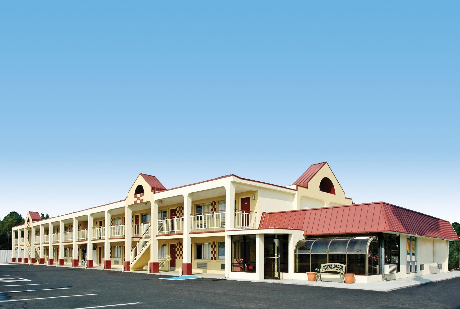 Varios Economy Inn