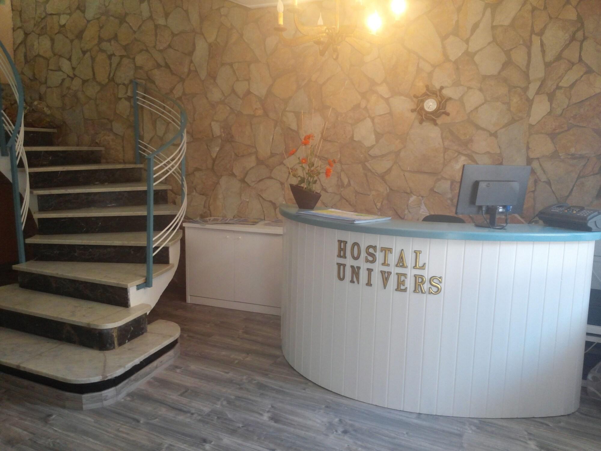 Vista Lobby Hostal Univers