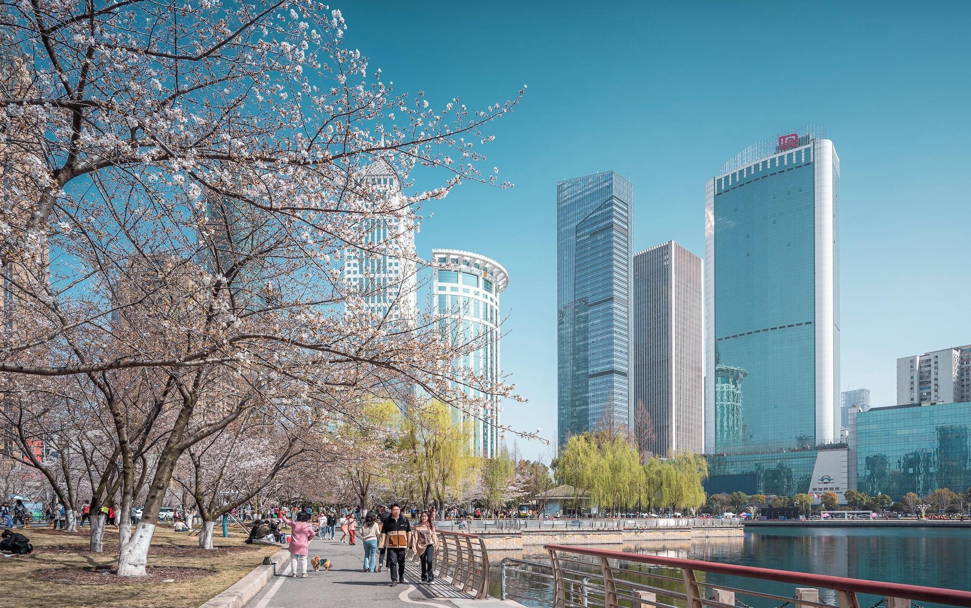 Vista Exterior Wuhan Jin Jiang International Hotel