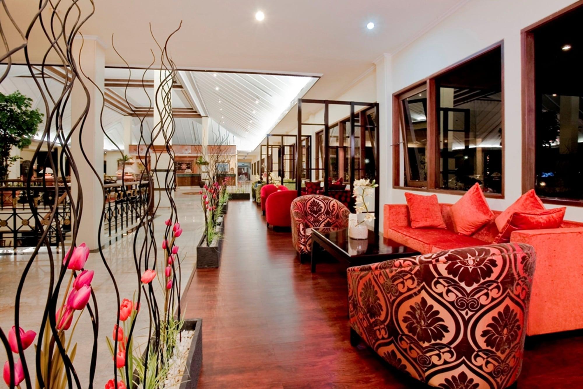 Vista Lobby Grand Legi Mataram