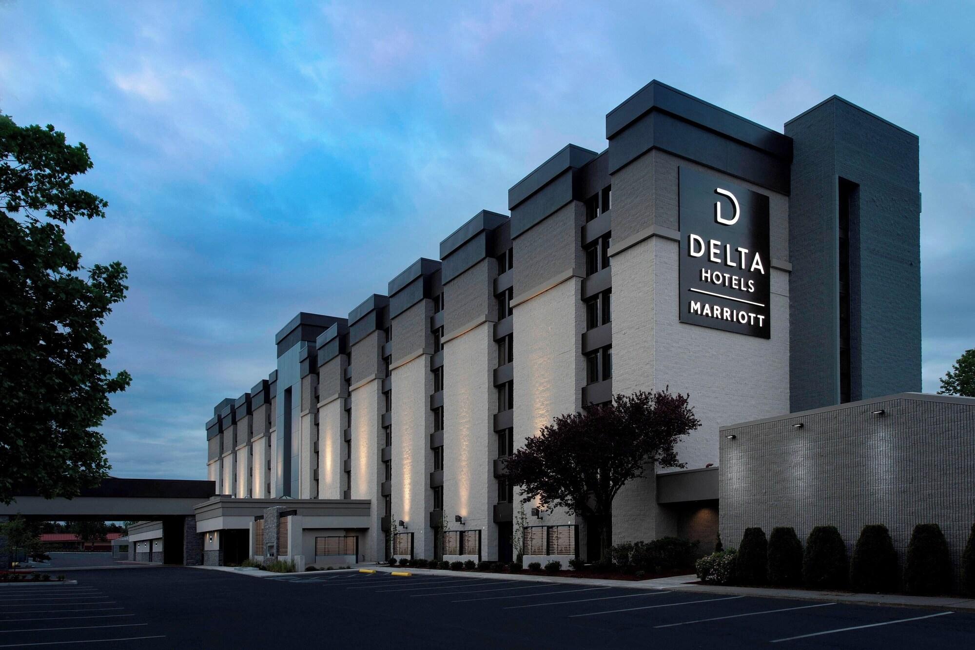 Vista Exterior Delta Hotels by Marriott Seattle Everett