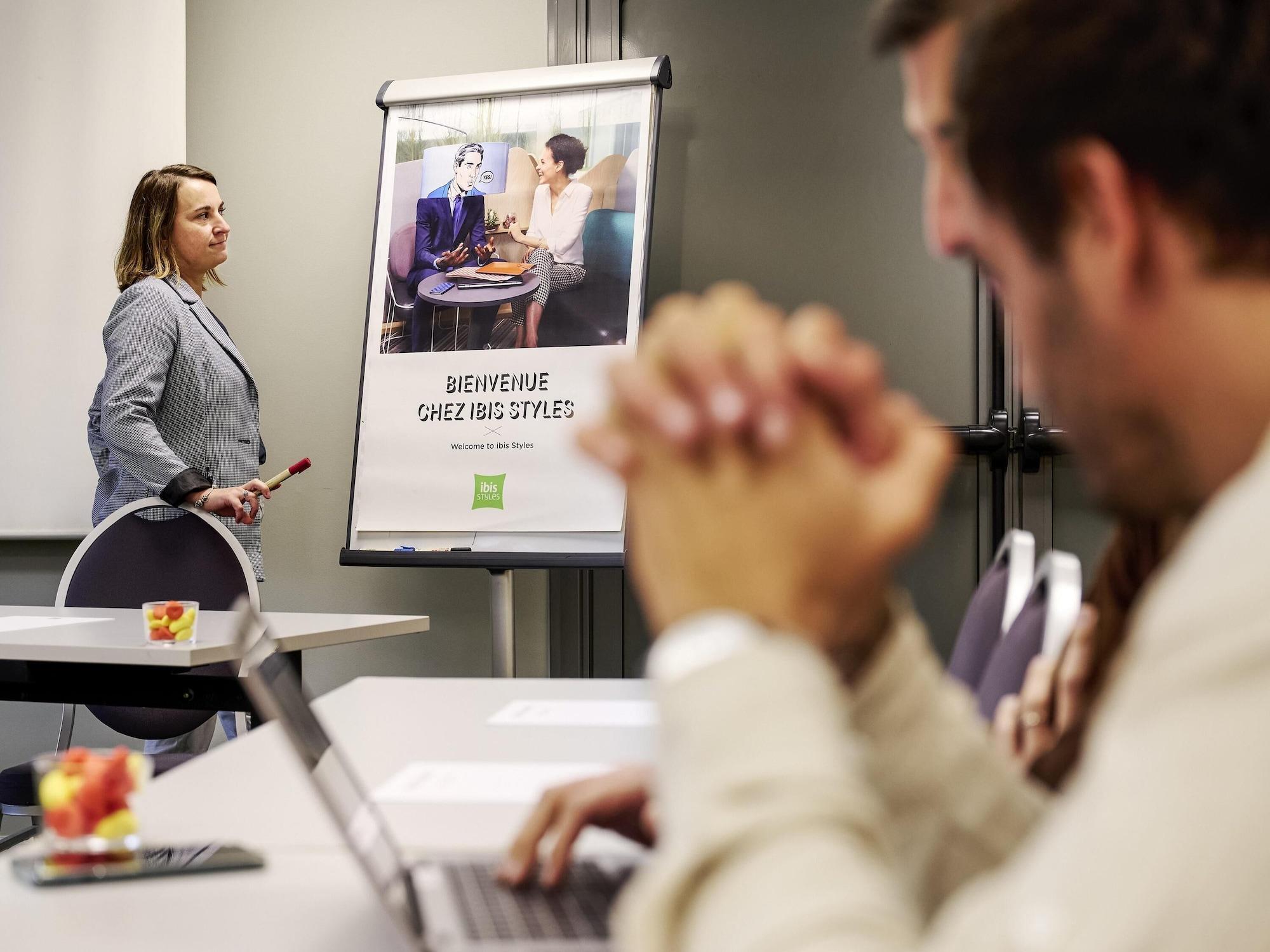 Sala de Reuniones ibis Styles Bordeaux Begles Arena
