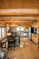 Alquiler Vacacional - Come relax & enjoy our luxury log cabin, watch barges on banks of the Ohio River