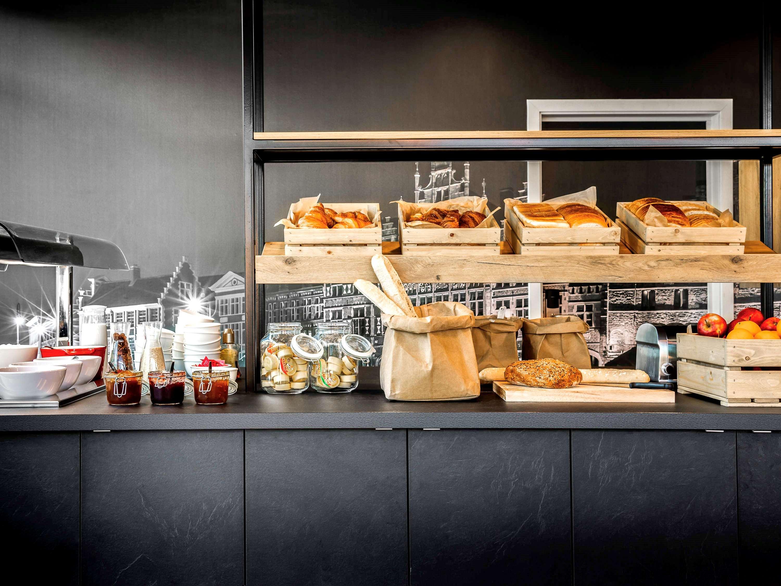 Restaurant ibis budget Gent Centrum Dampoort