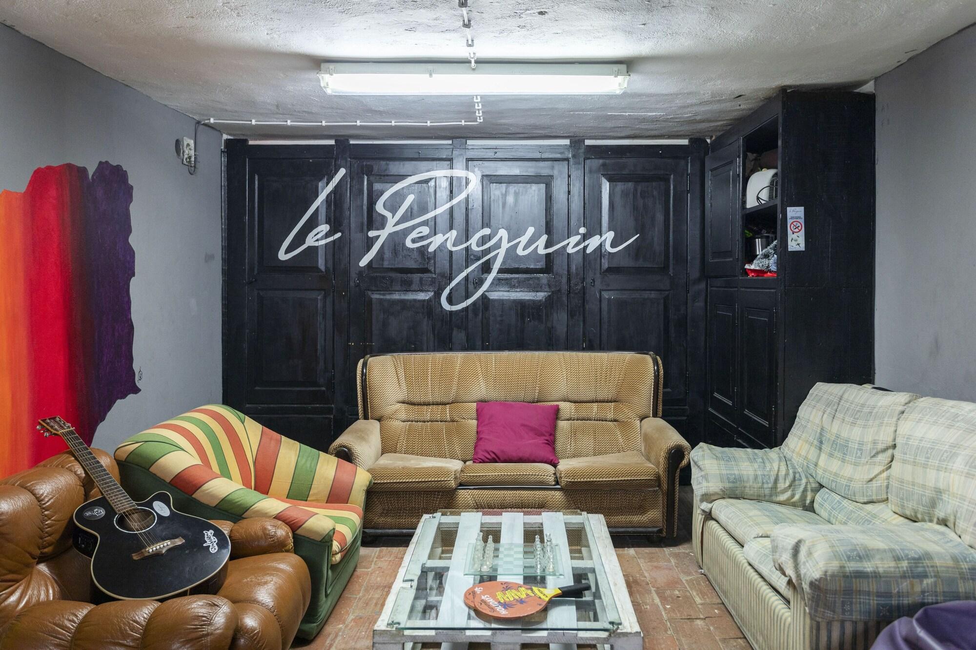 Instalaciones Recreativas Le Penguin Hostel