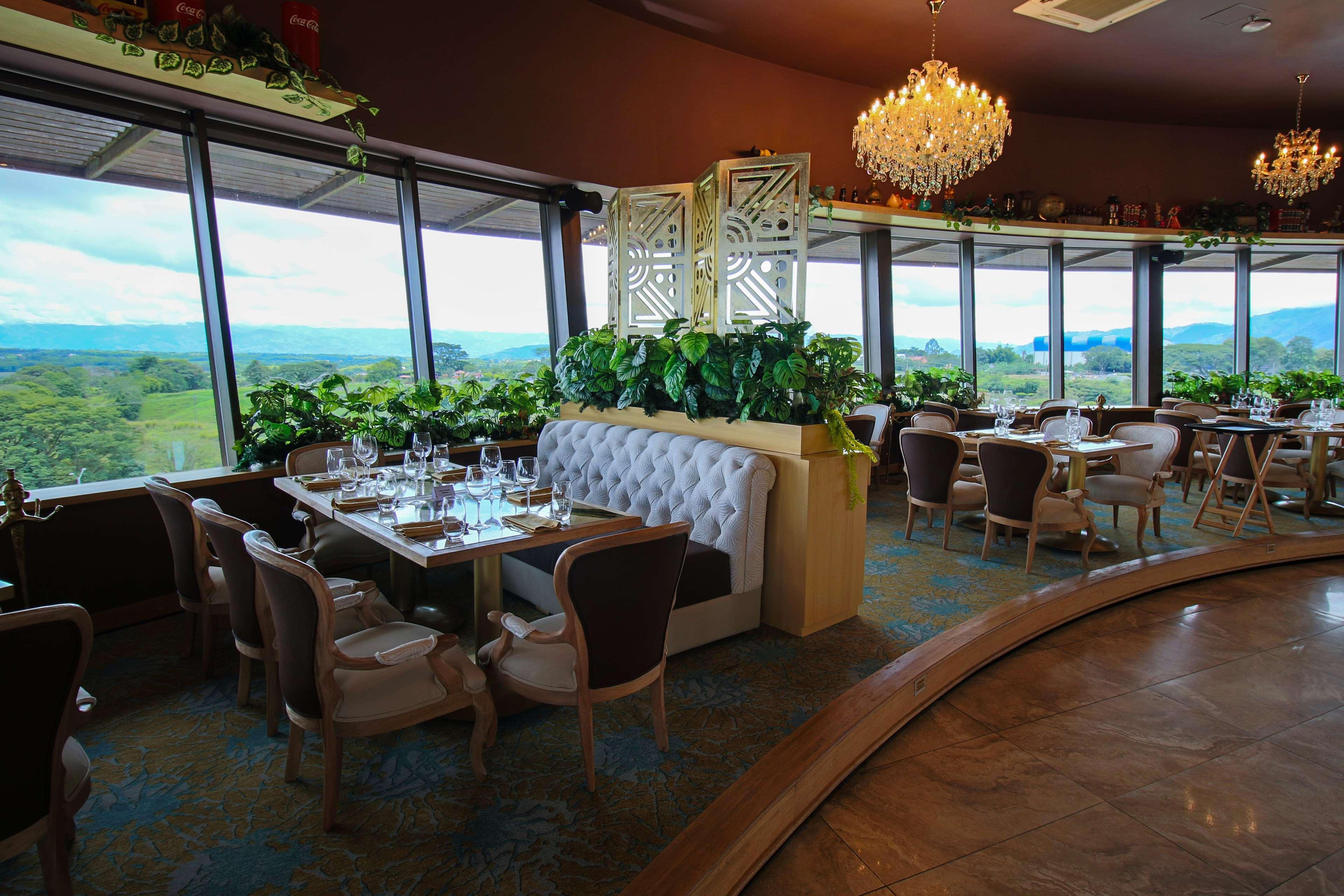 Restaurant Hotel Sonesta Pereira
