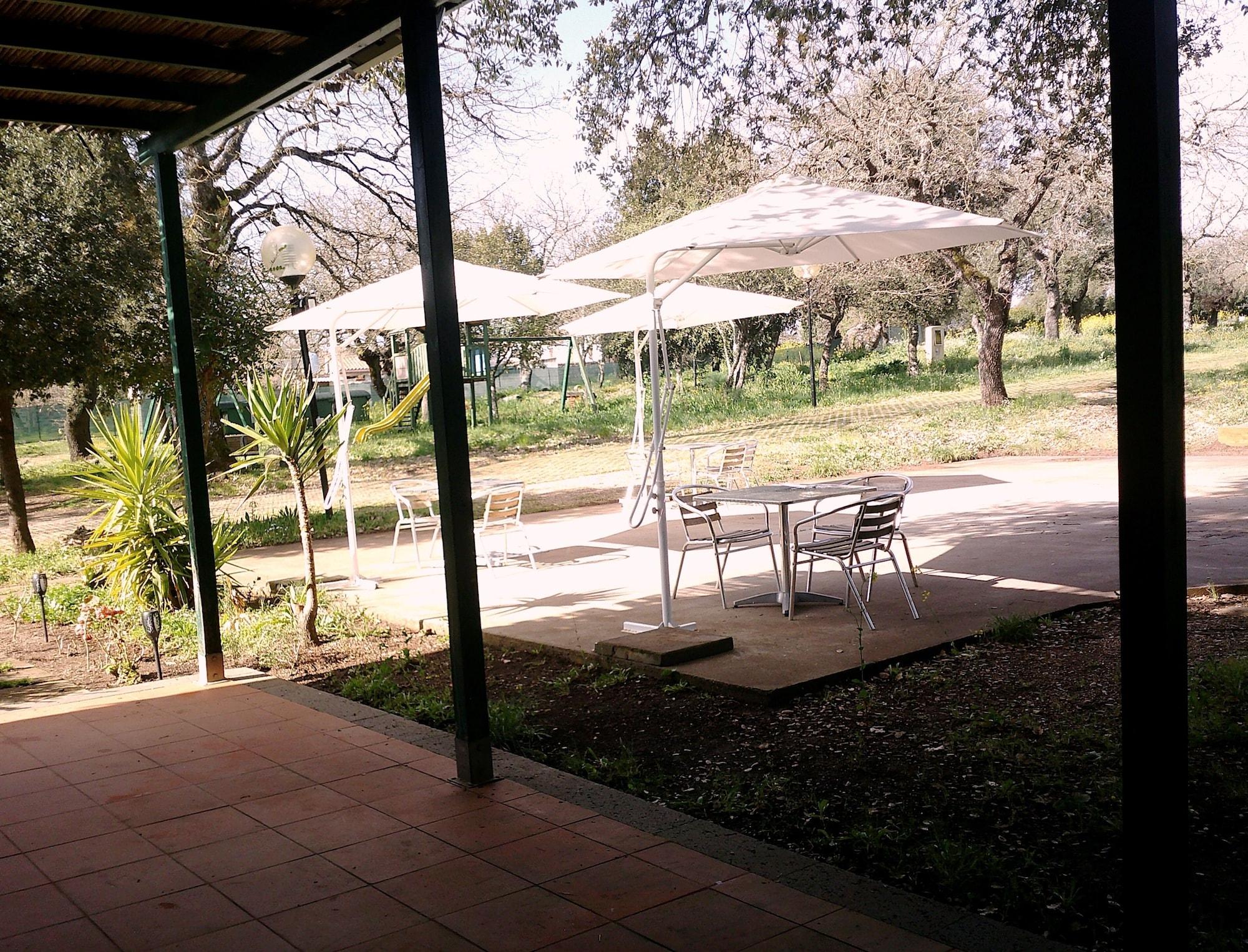 Bar/Salón Nuraghe Ruiu Campeggio Villaggio