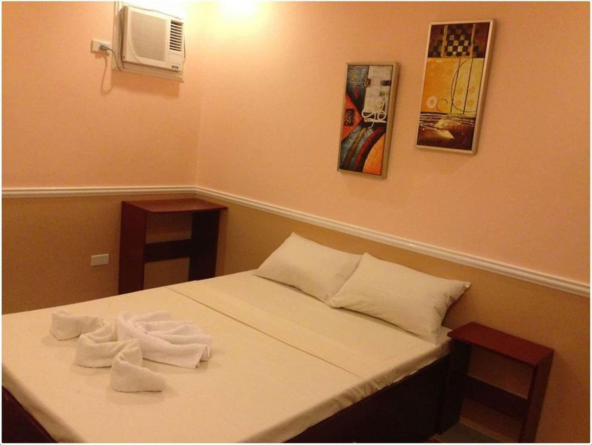 Varios New Village Lodge