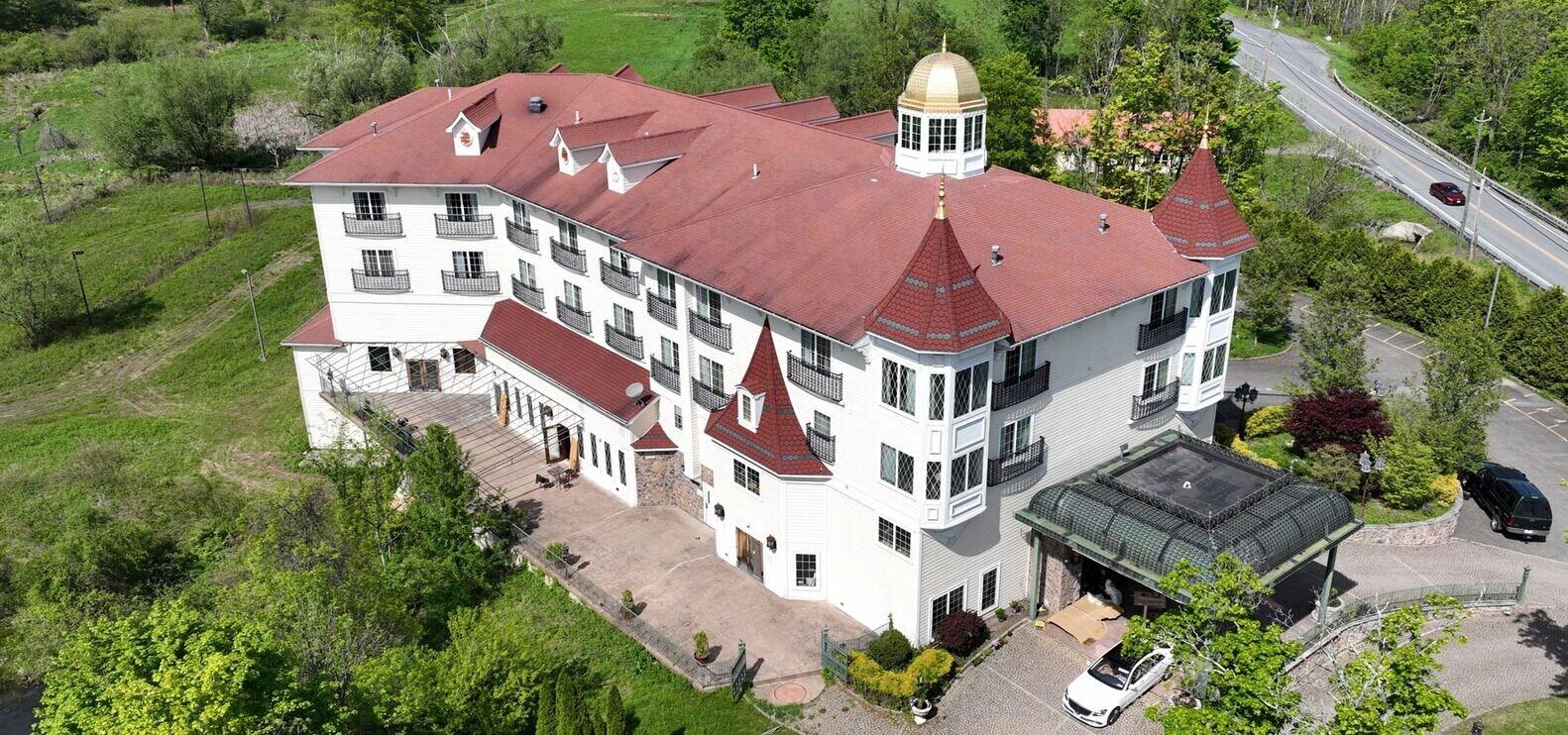 Varios Aspiratinns Hotel & Wellness Center