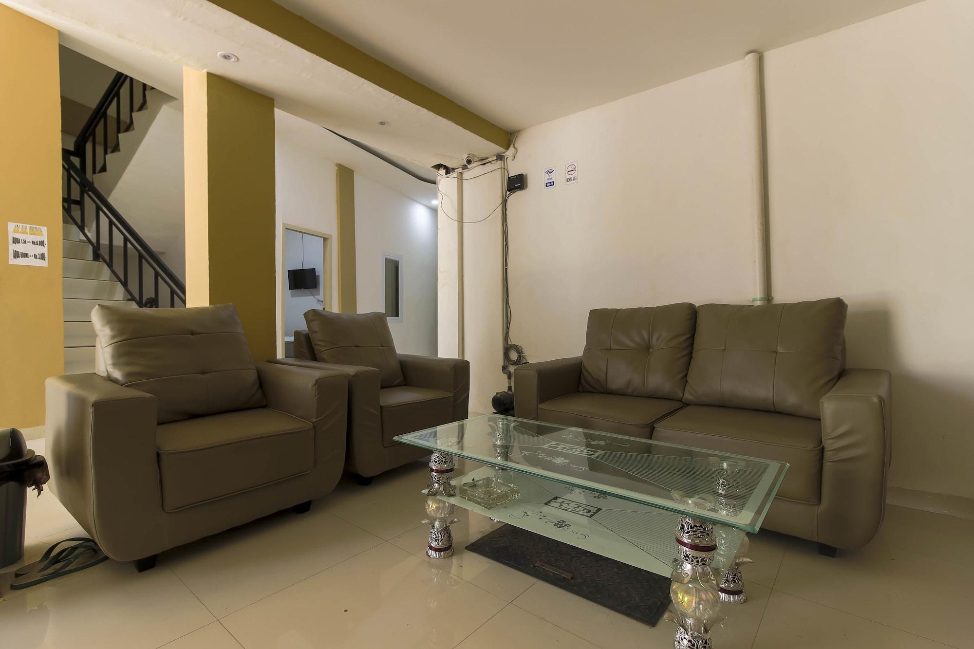 Vista Lobby RedDoorz near Palembang Trade Center