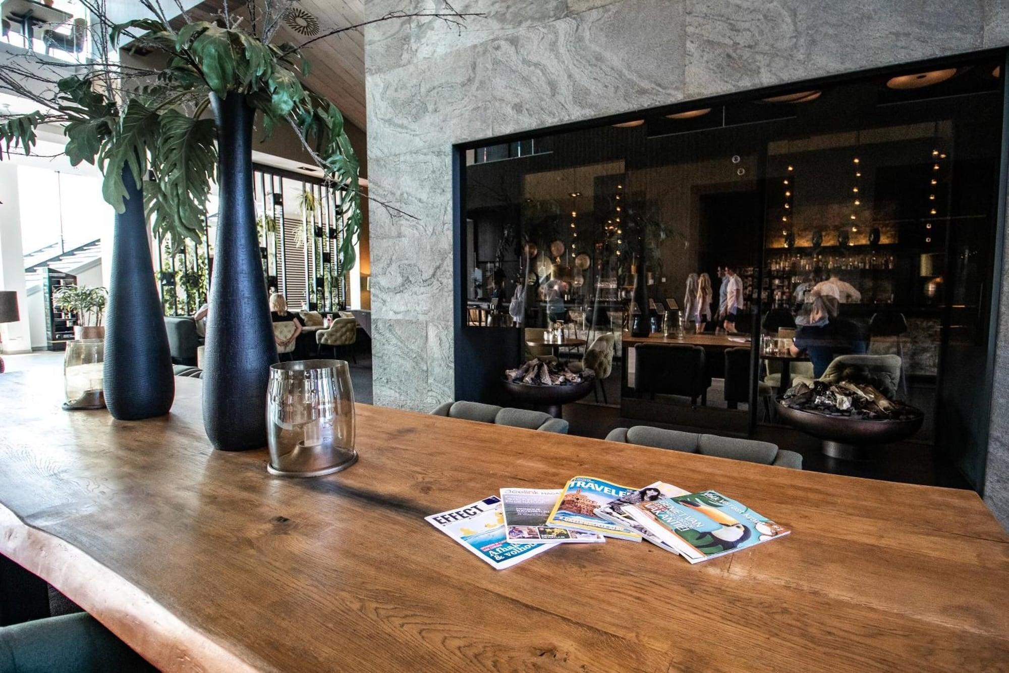 Vista Lobby Van der Valk Hotel Hoorn