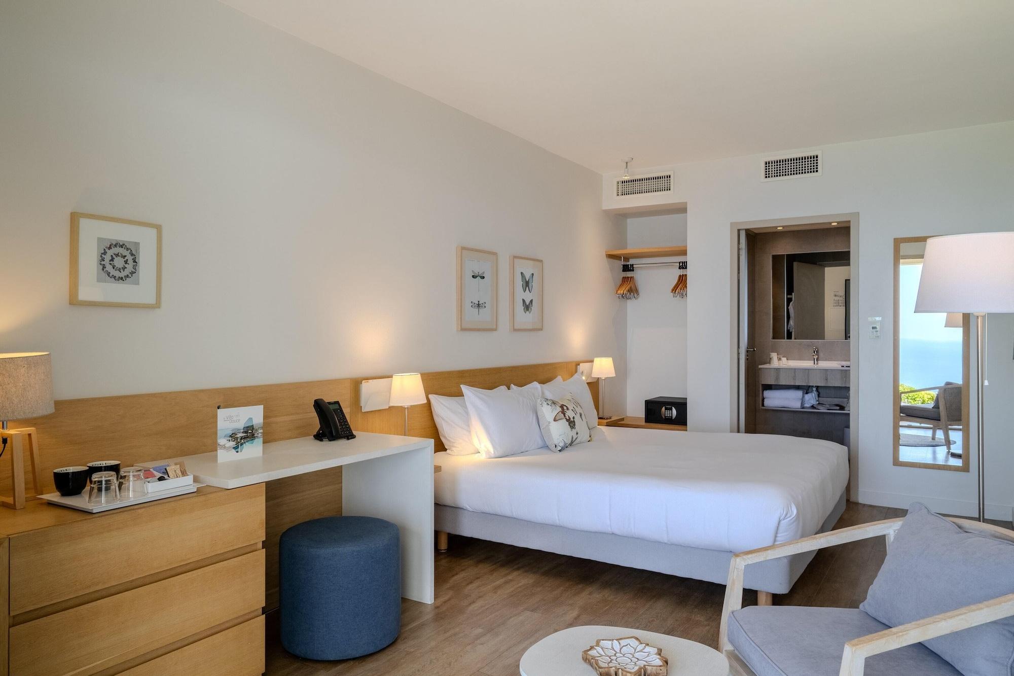 Habitación Hôtel La Villa Douce