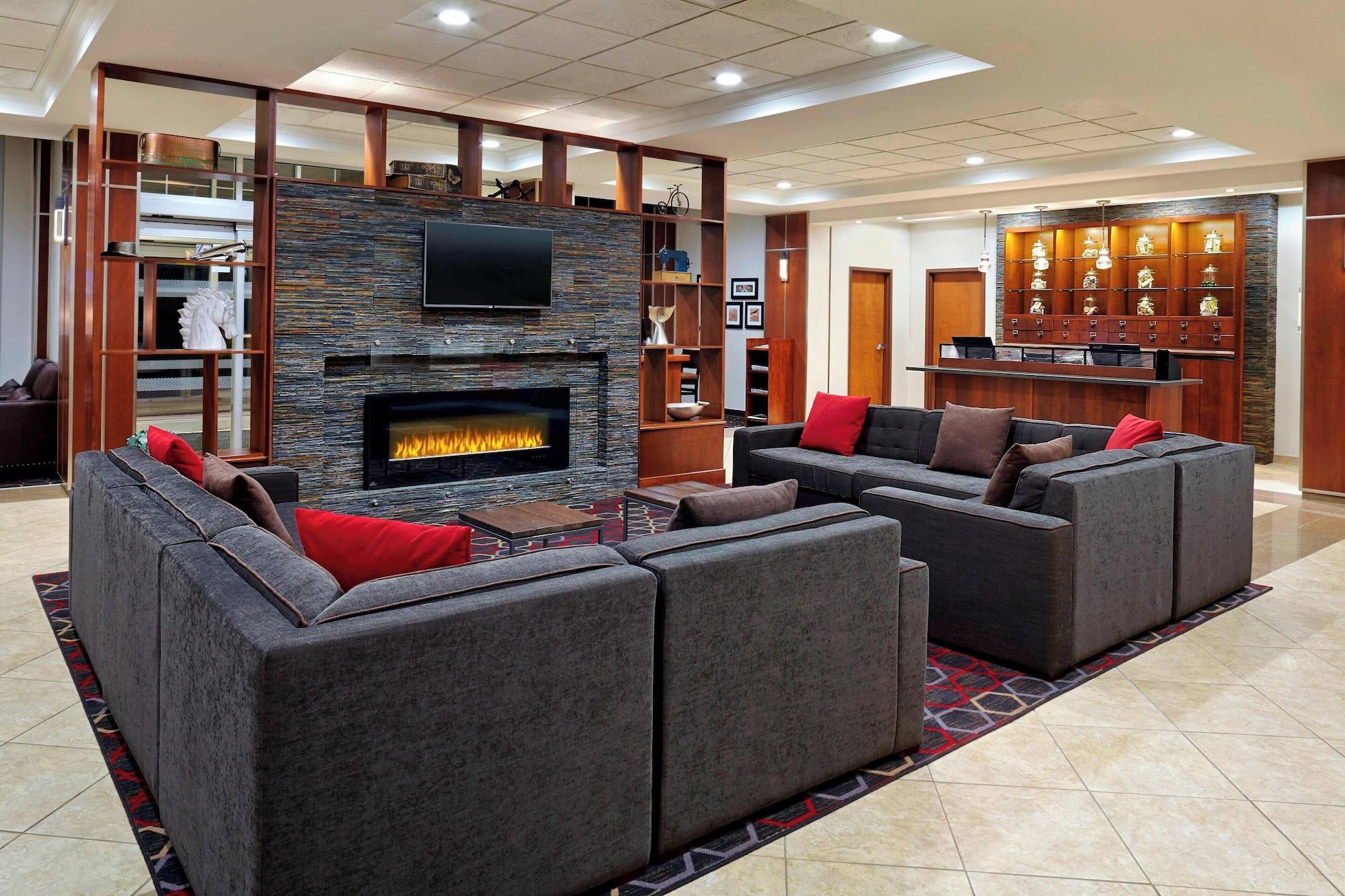 Vista Lobby Four Points by Sheraton Moncton