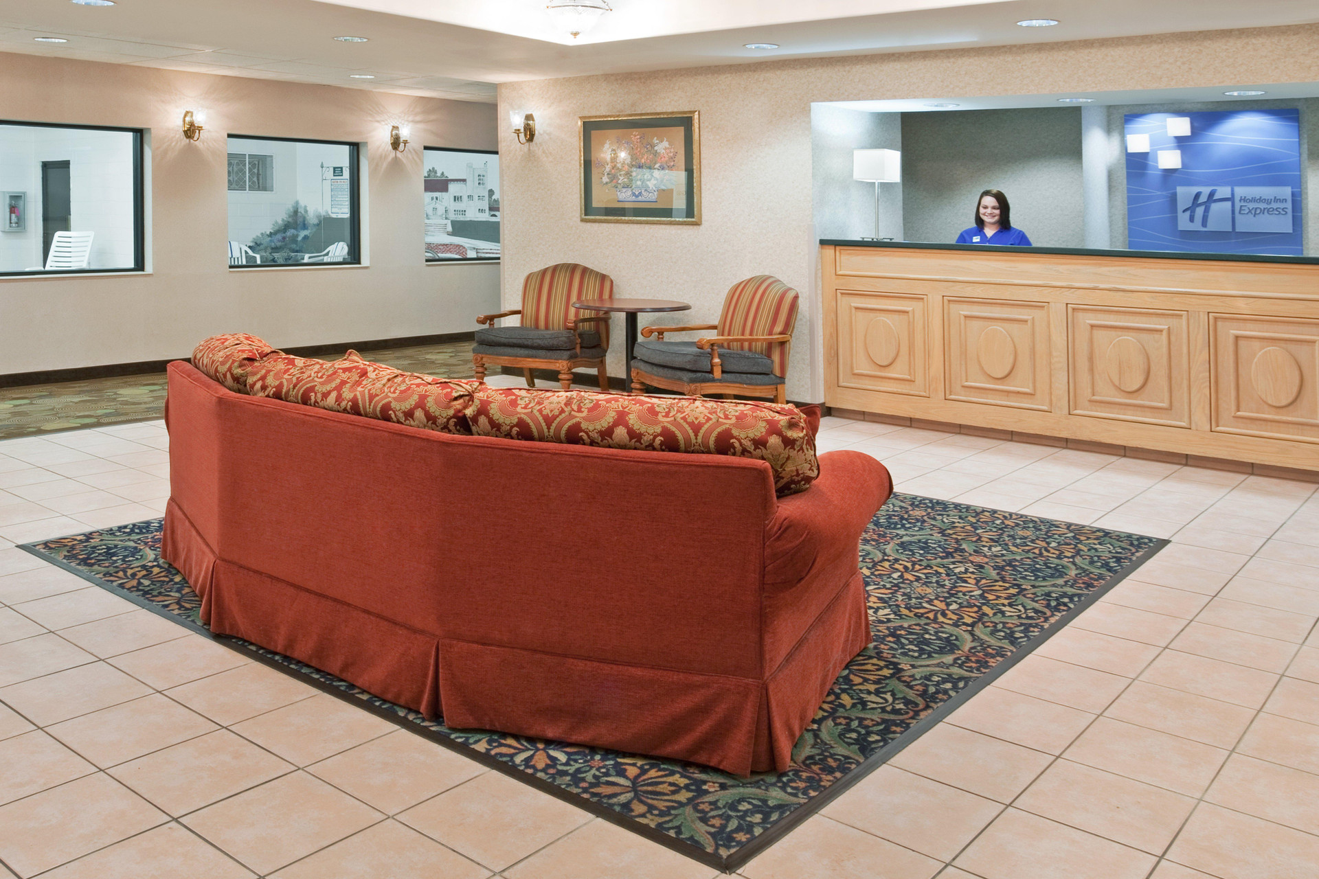Vista Lobby Holiday Inn Express & Suites Alliance by IHG