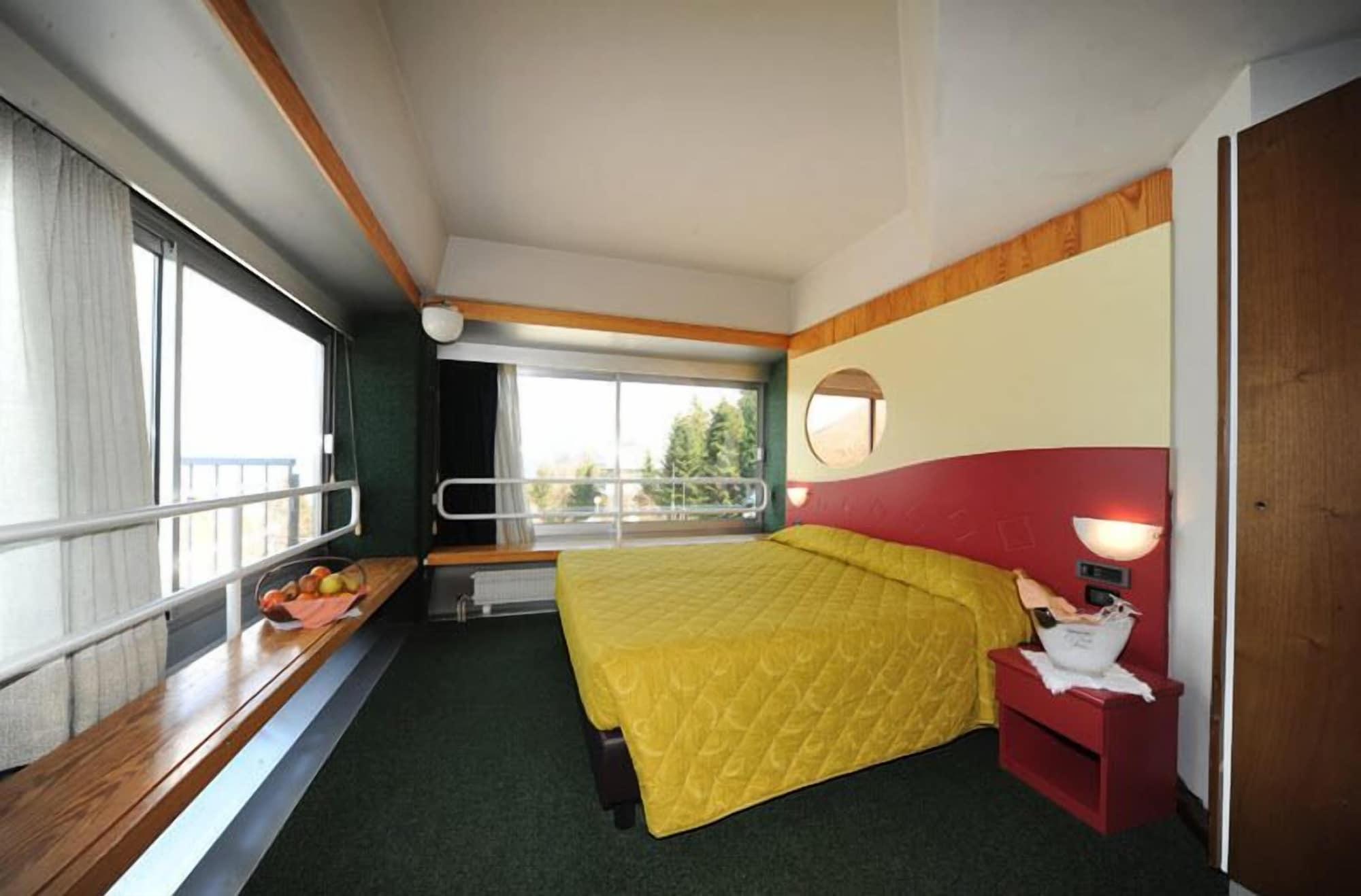 Habitación Club Hotel Solaria